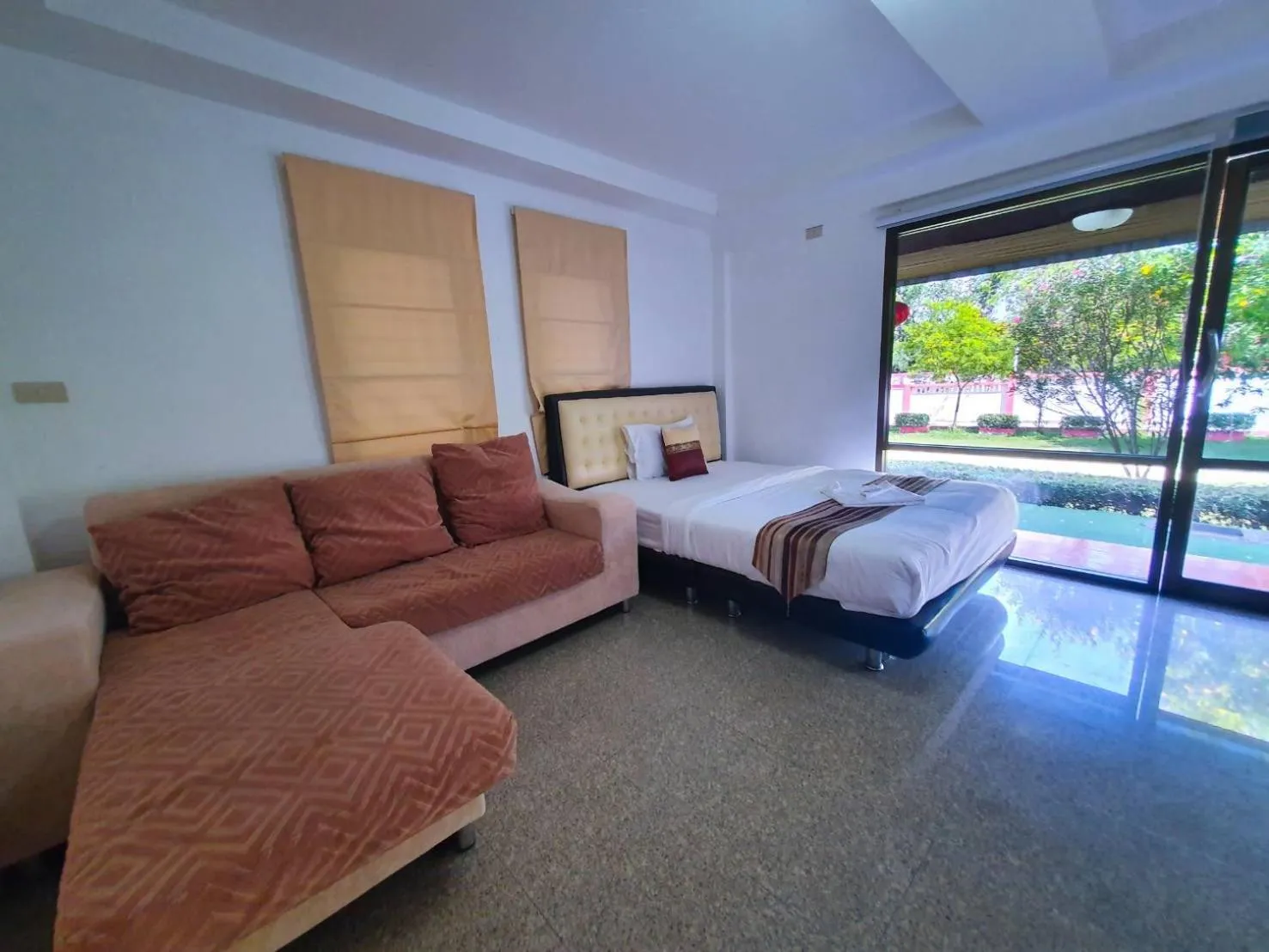 Property building, Bed in Dreampark resort