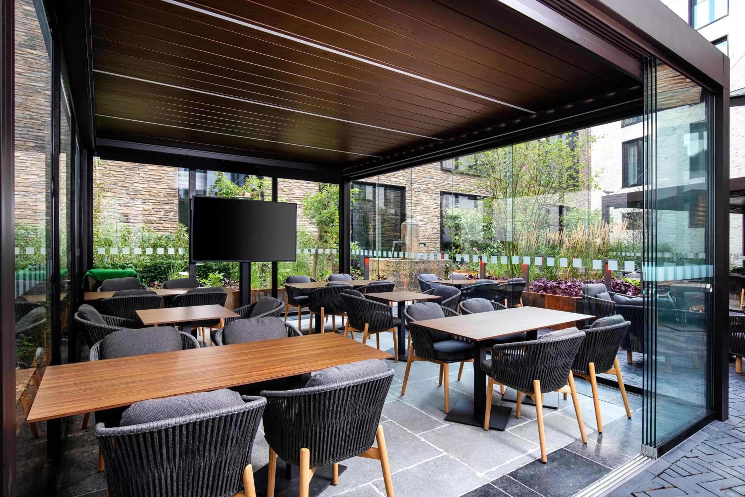 Meeting/conference room in Holiday Inn - Osnabrück by IHG