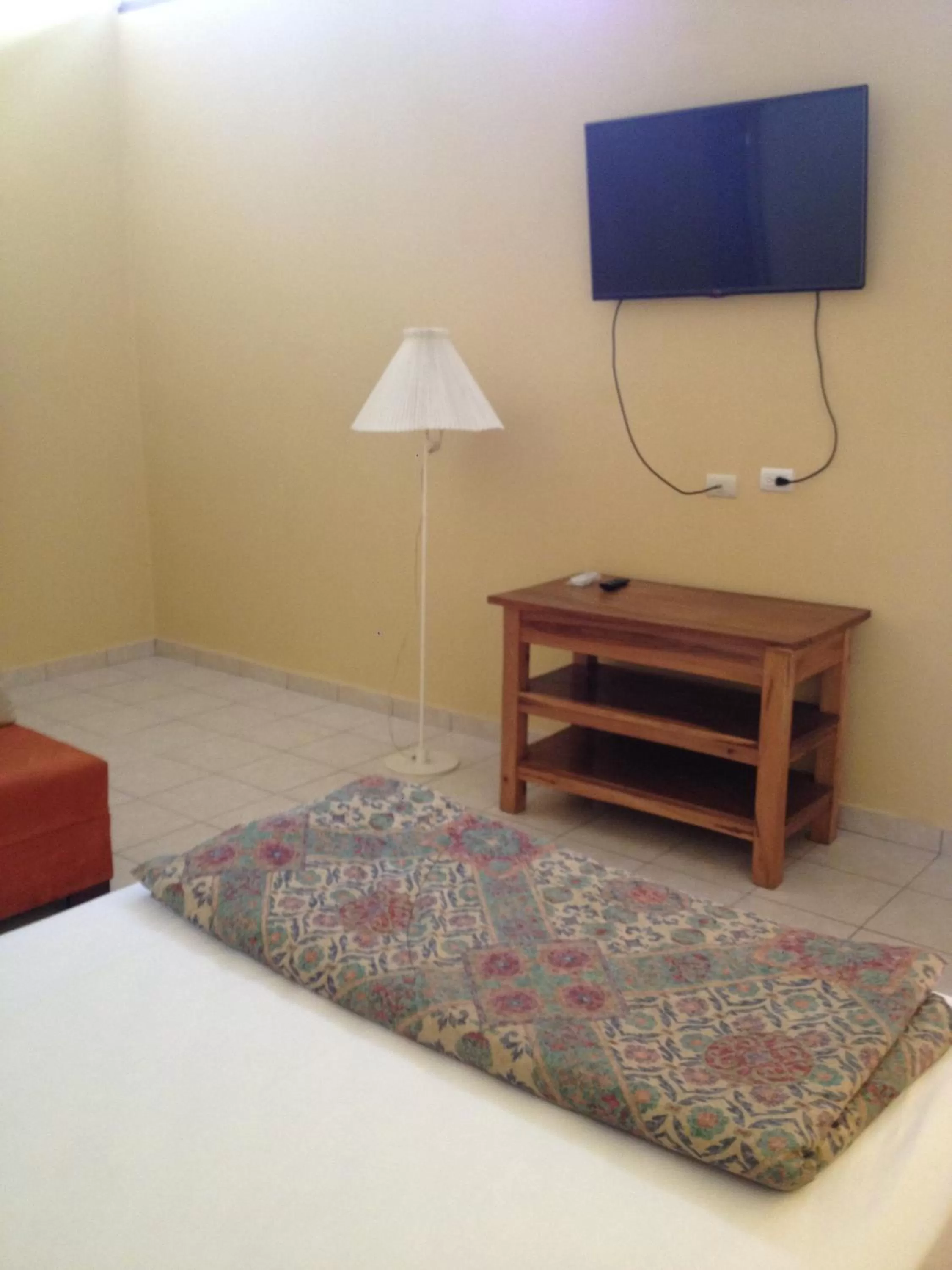 Decorative detail, Bed in Hotel Valerie