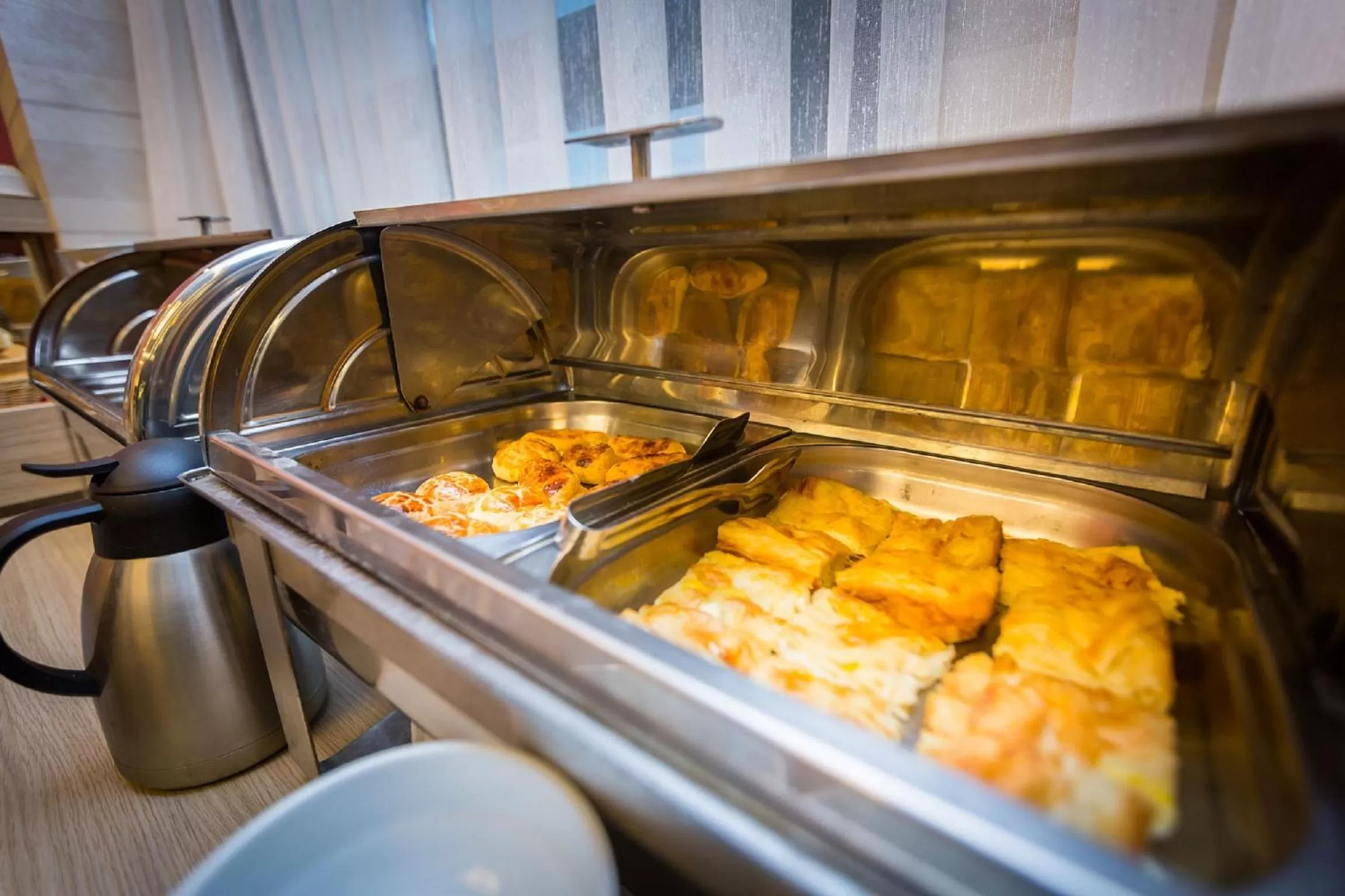 Restaurant/places to eat in Fatih Hotel Corner