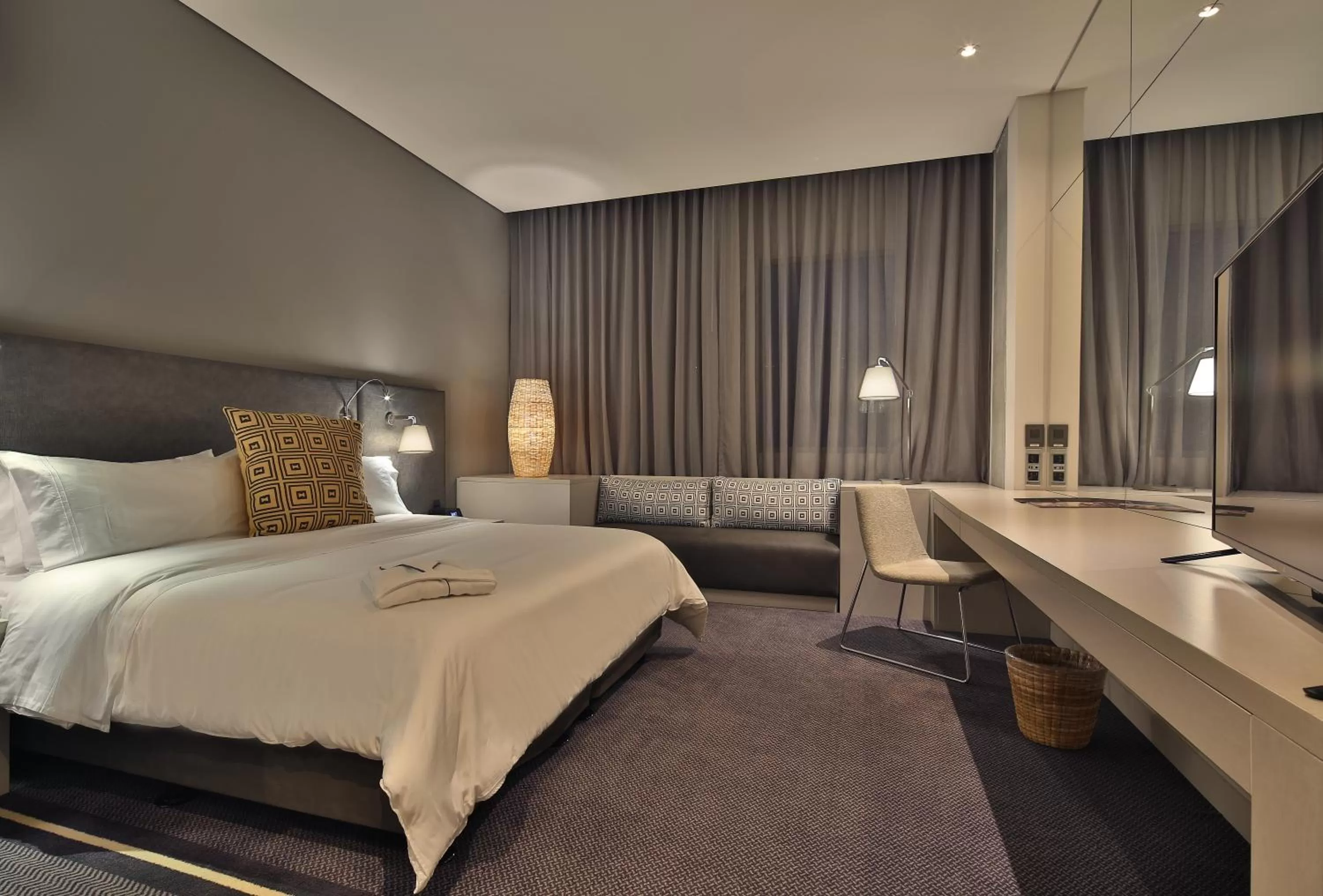 Bedroom, Bed in Movich Buró 51