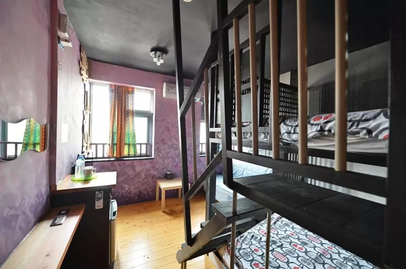 Bed in Sha Feng Lu Dian