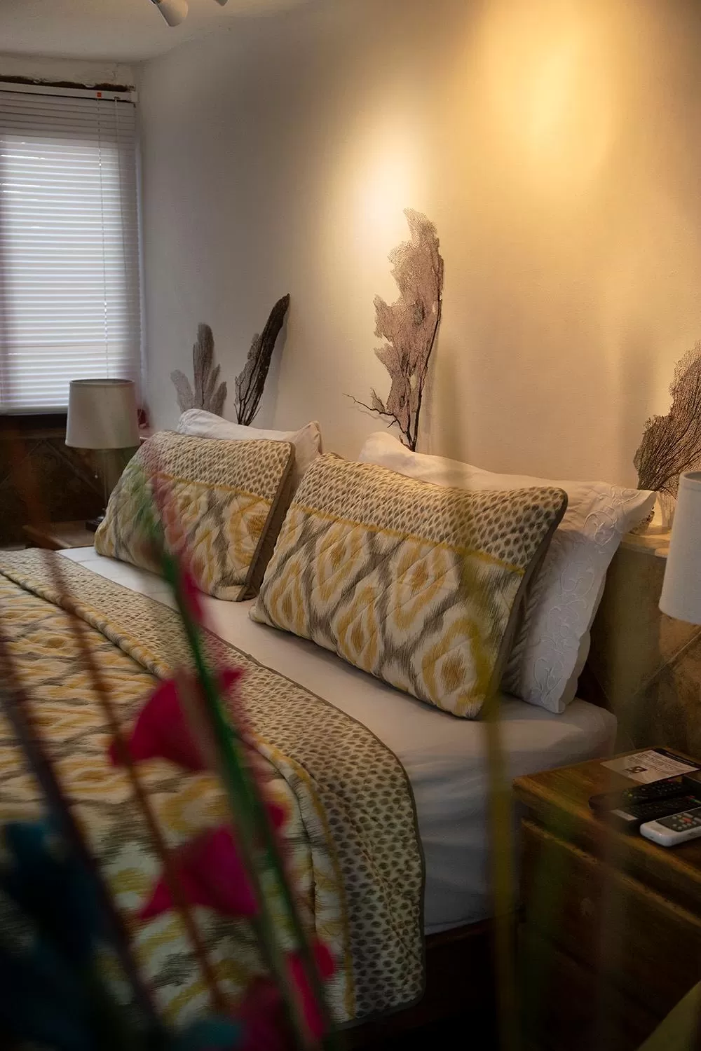 Bed in Hotel Amar Inn