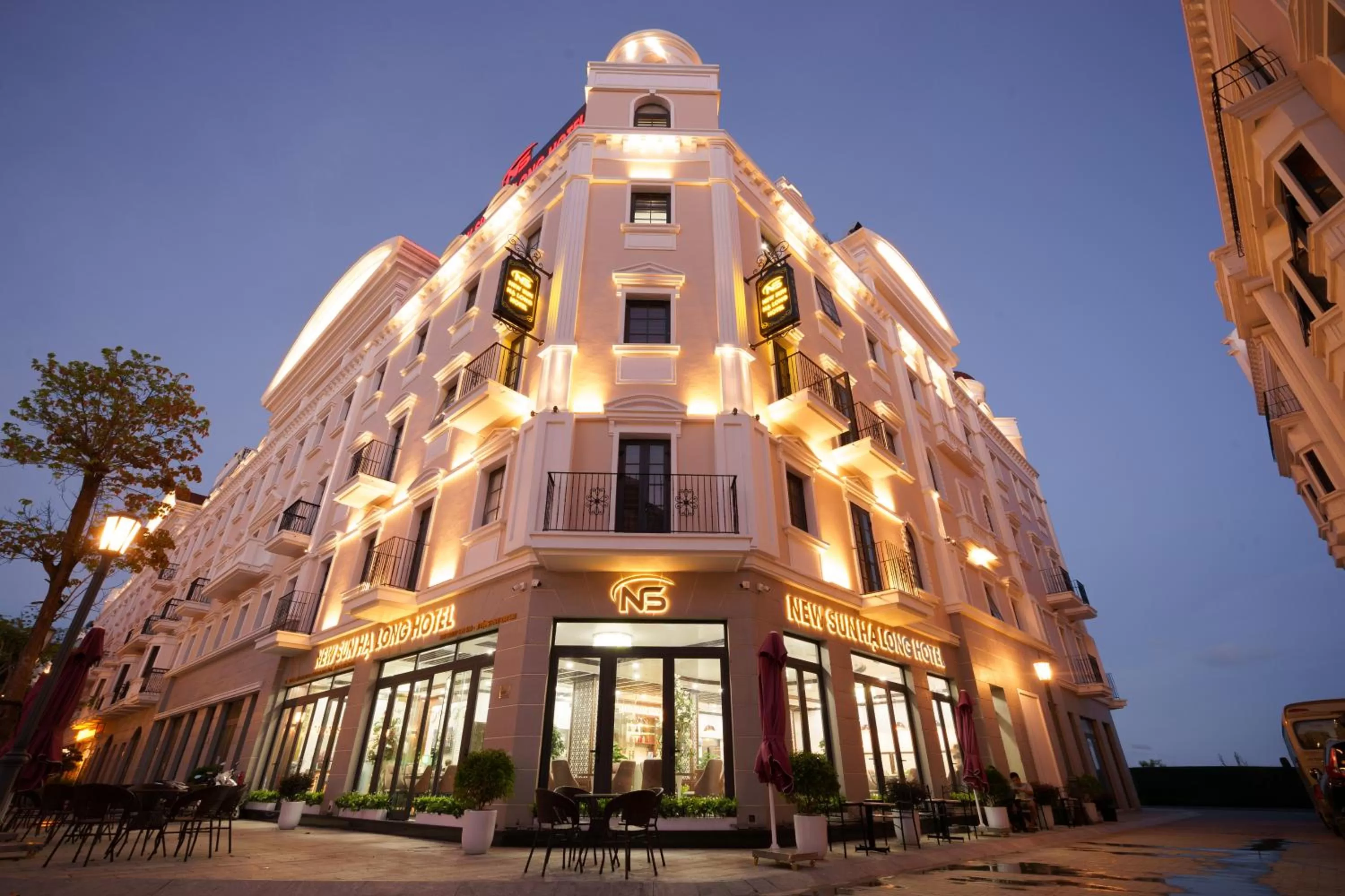 Property building in Sunland Halong Hotel and Restaurant