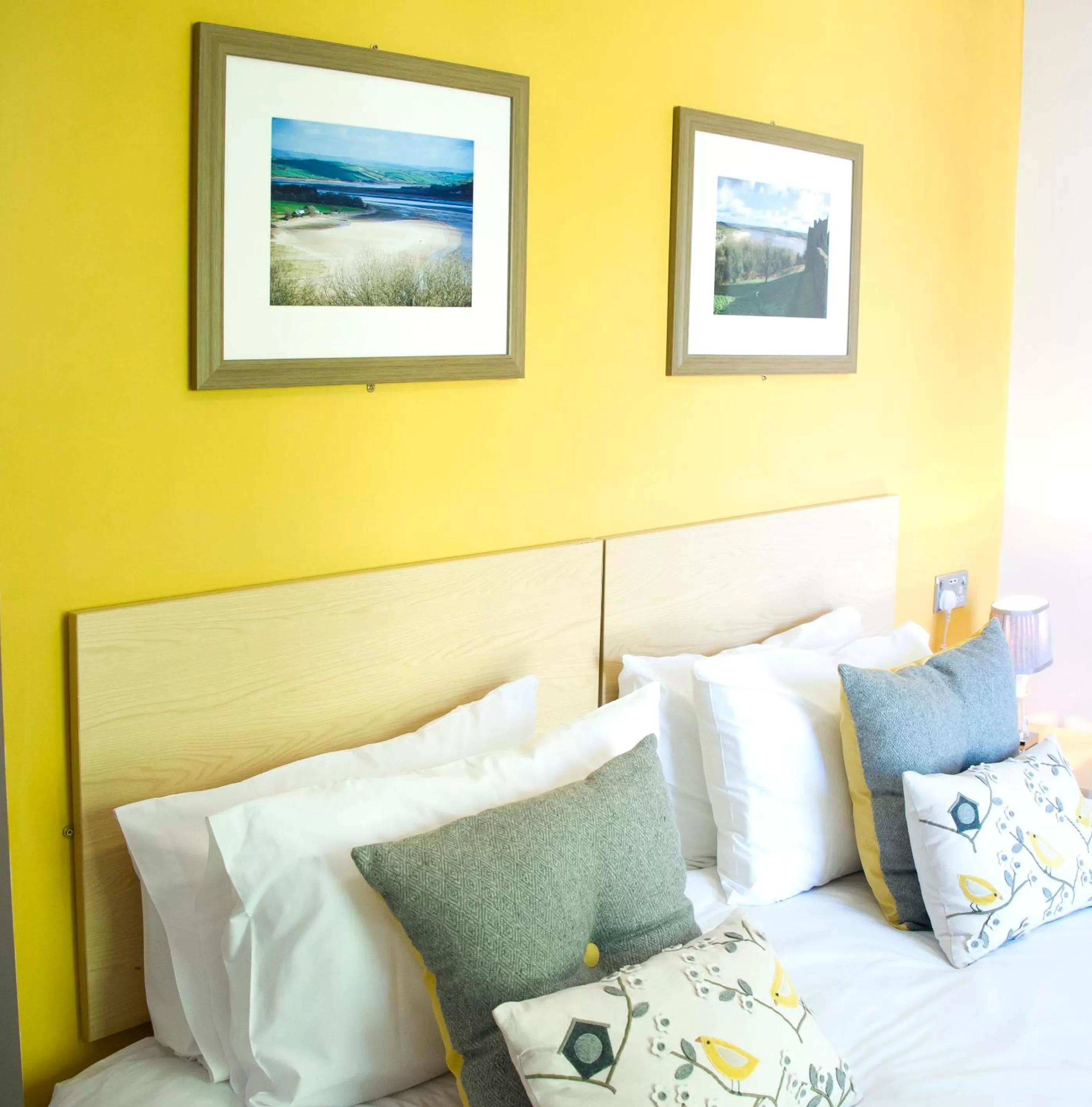 Rose and Crown Hotel