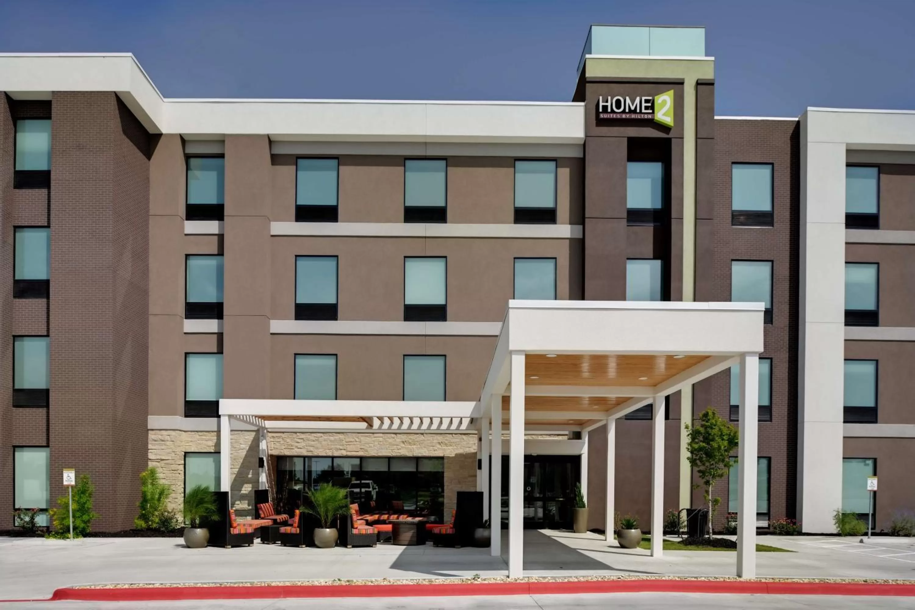 Property building in Home2 Suites By Hilton Temple