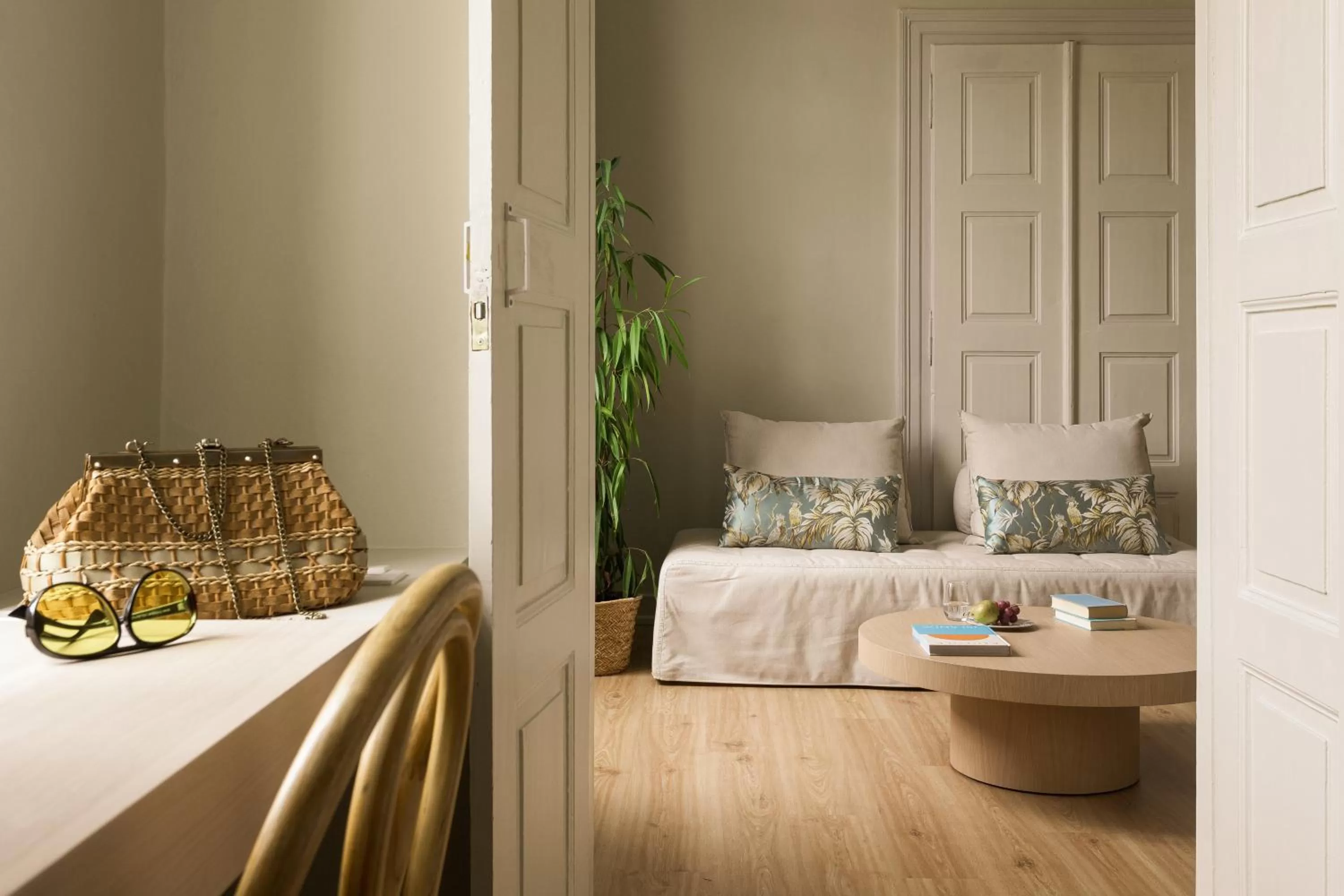 Living room, Bed in SYROS SOUL LUXURY SUITES