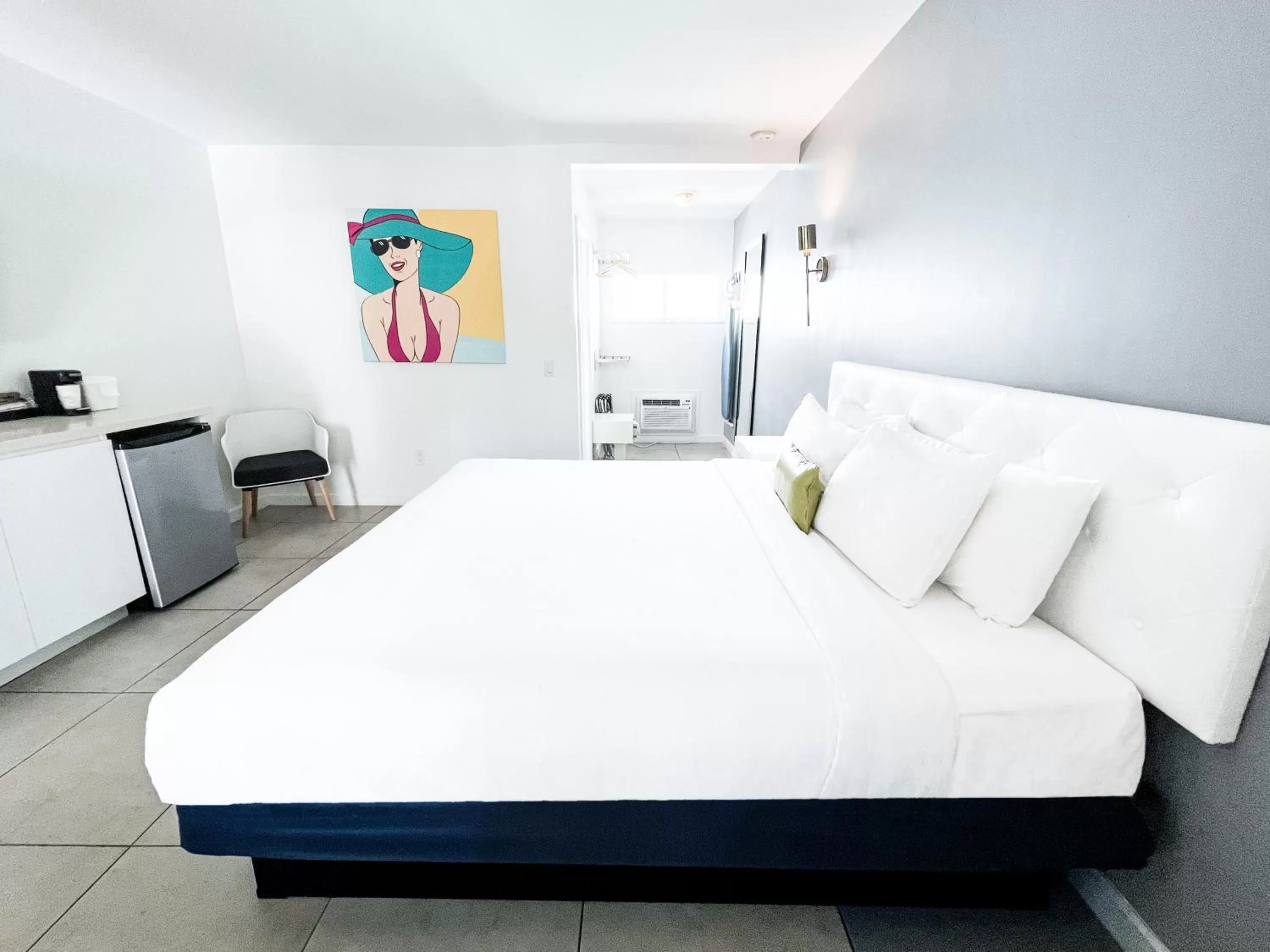 Bed in Royal Palms Resort & Spa