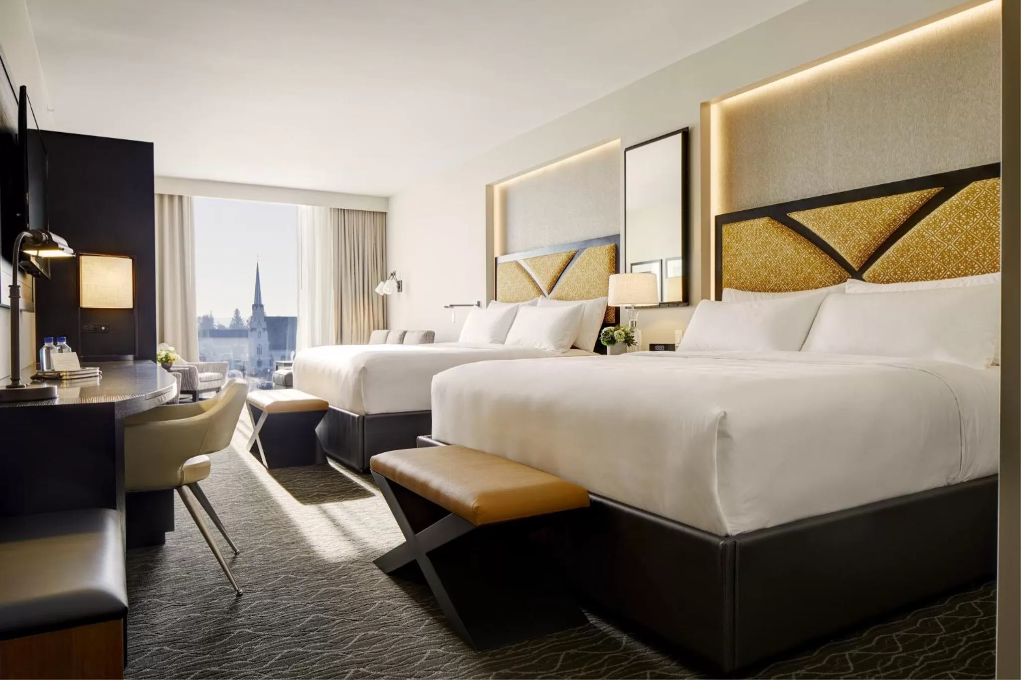 Photo of the whole room, Bed in Archer Hotel Napa