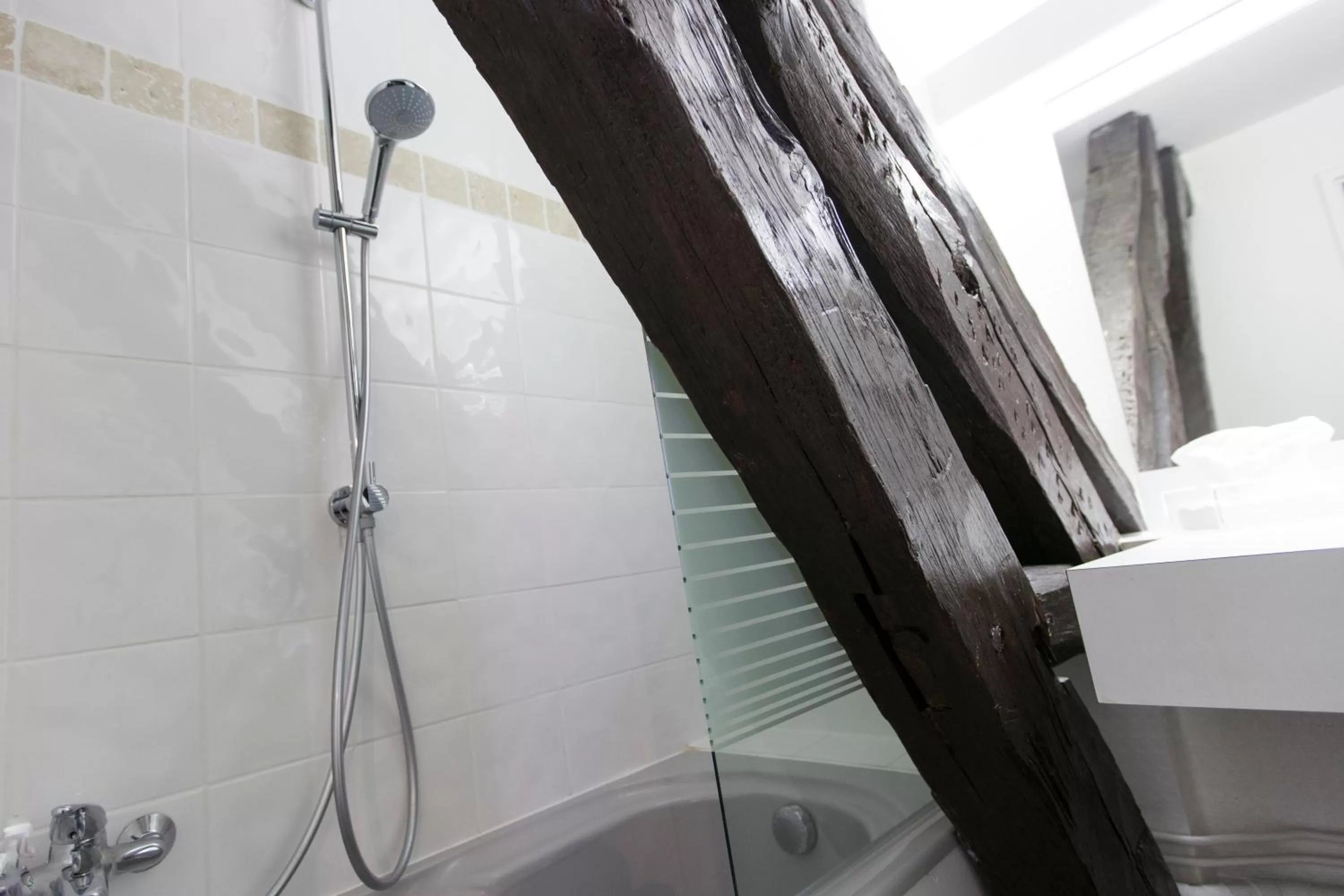 Bathroom in Hotel Athanor Centre