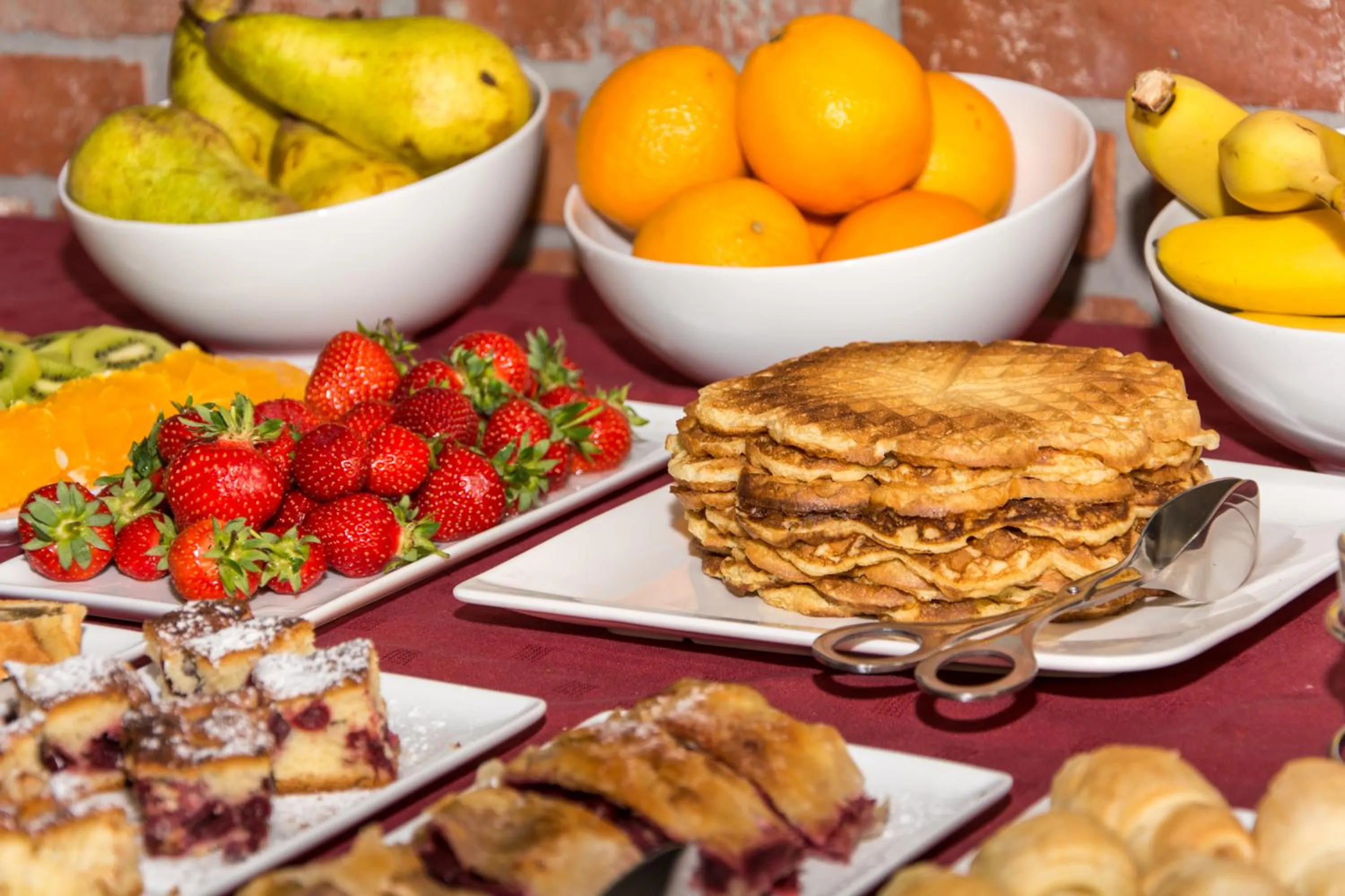 Buffet breakfast in Hotel Delminivm