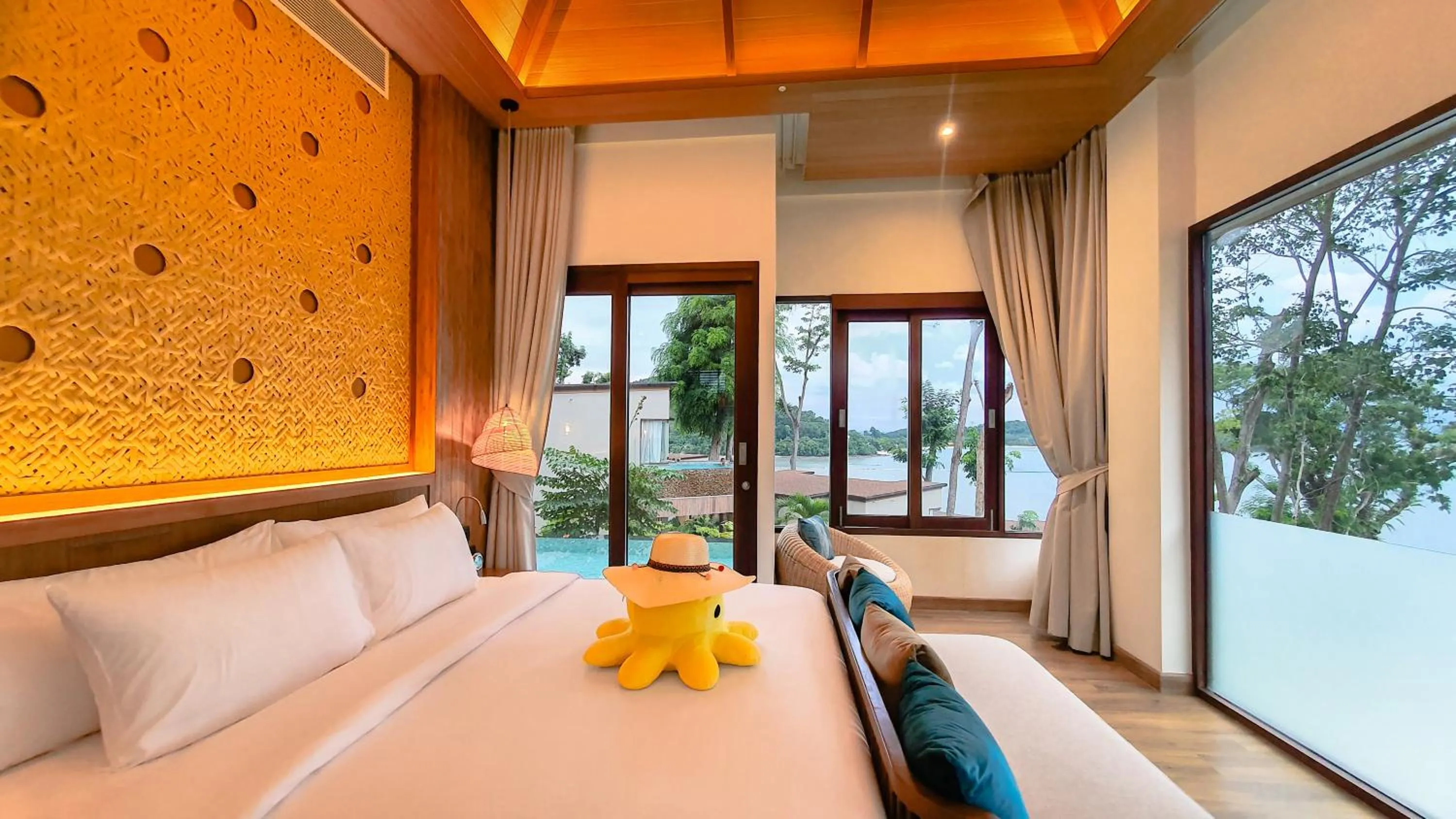 Bedroom, Bed in SINAE Phuket Luxury Hotel