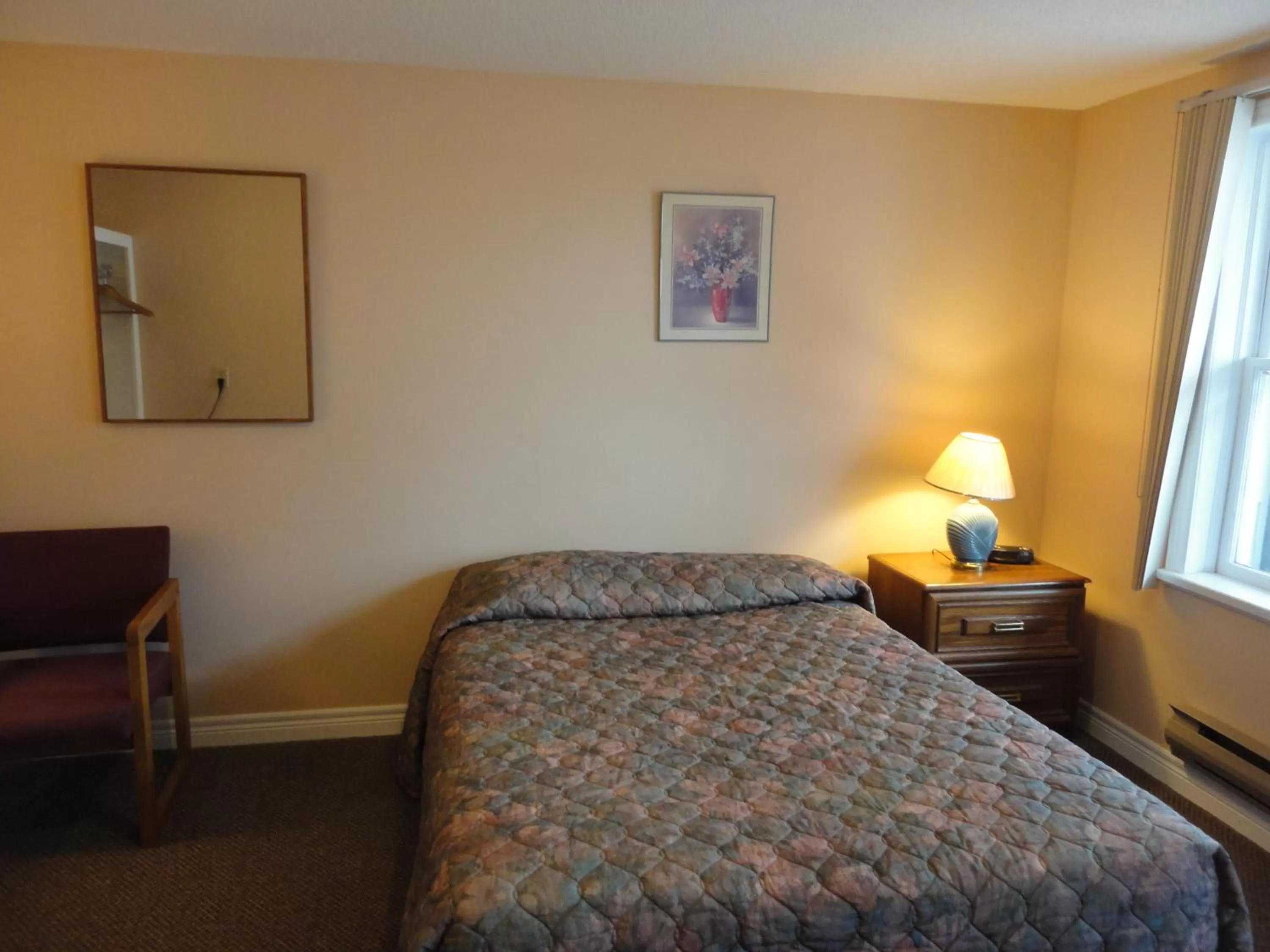 Day, Bed in Hipwell's Motel