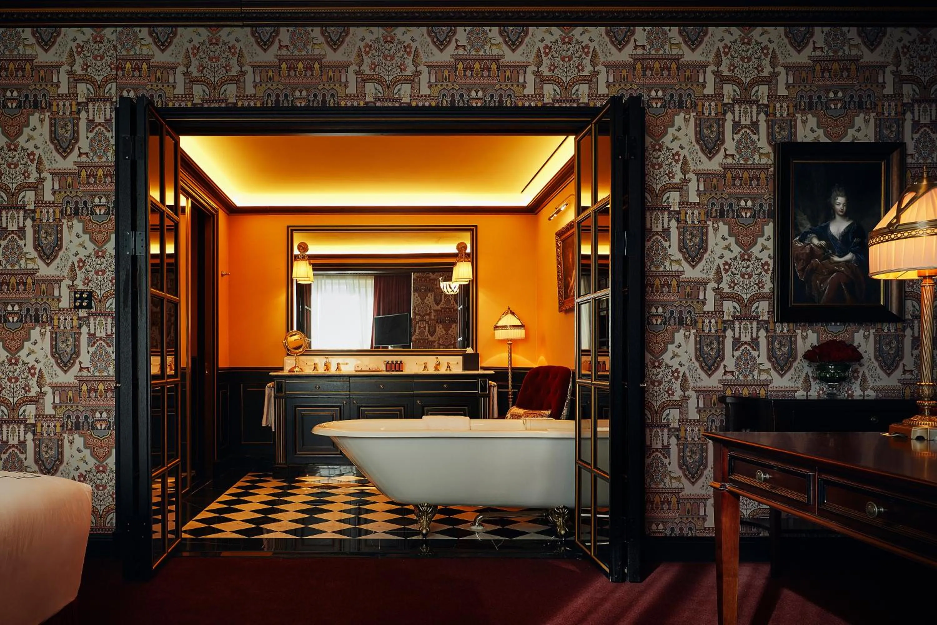 Toilet in L'Escape Hotel