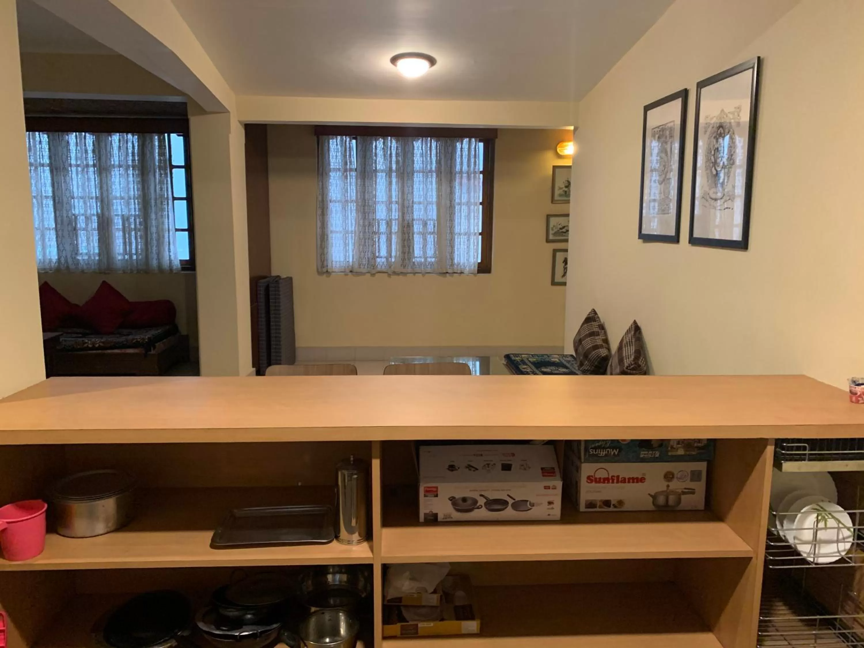 Kitchen or kitchenette in Hotel Tarayana