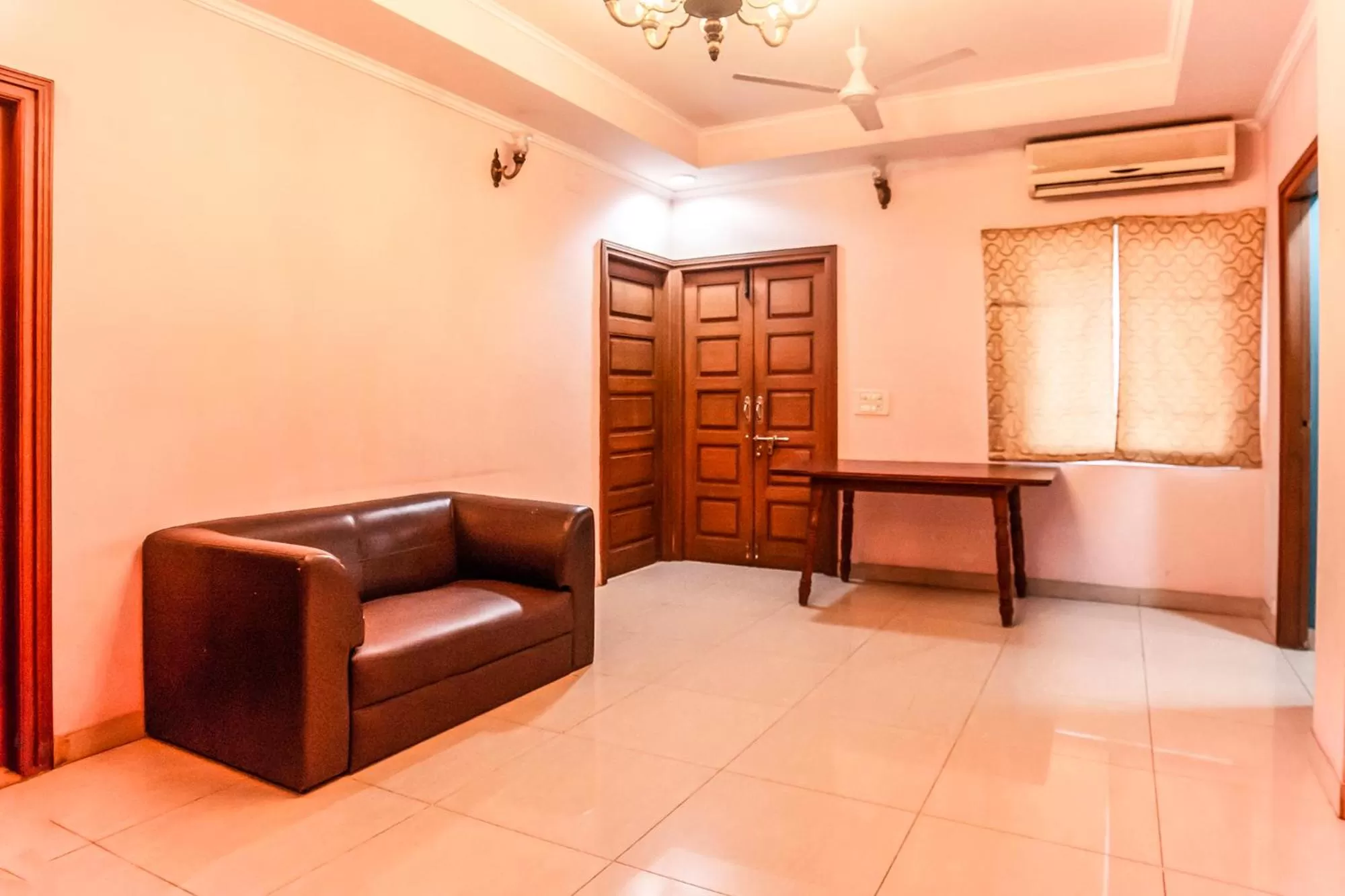 Seating area in Fabhotel Blossoms Service Apartment - T Nagar