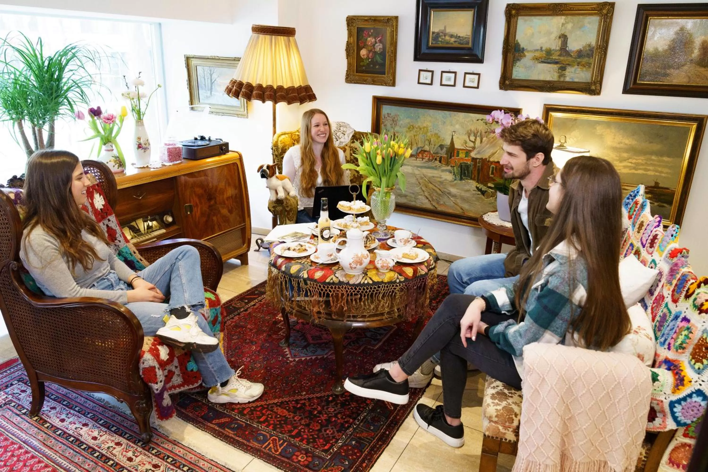Living room in Tante ALMA's Hotel Lasthaus am Ring