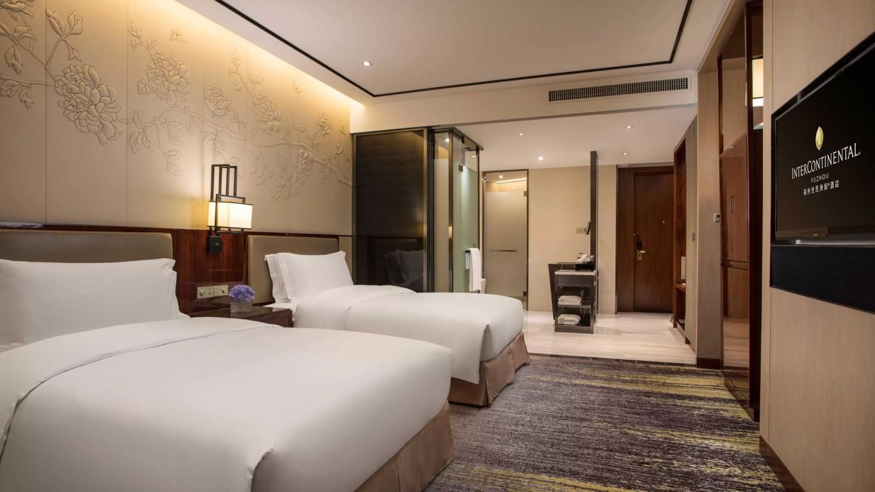 Photo of the whole room, Bed in InterContinental Fuzhou