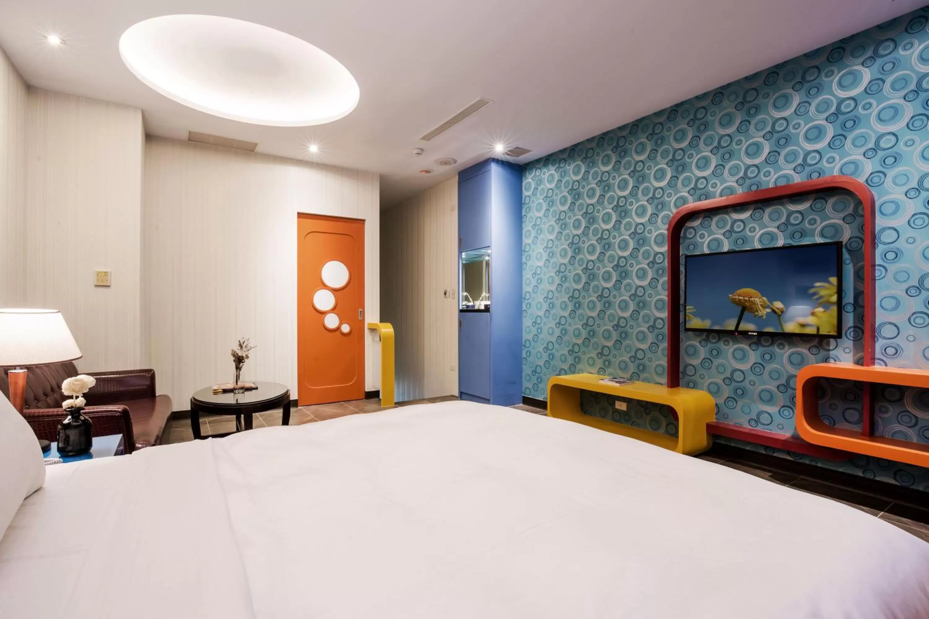 Photo of the whole room, Bed in Duo Romance Hotel