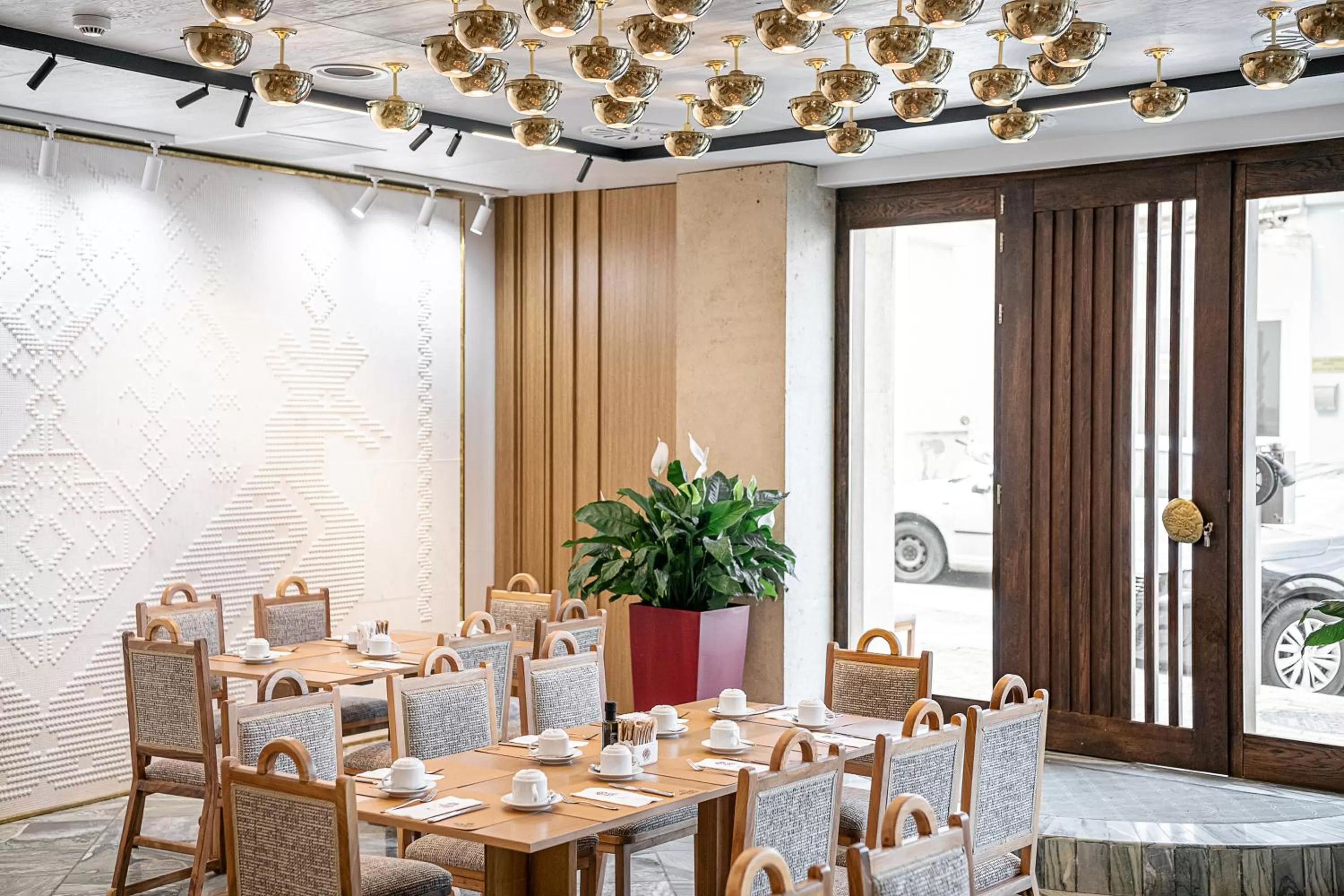 Restaurant/places to eat in Civitel Akali Hotel