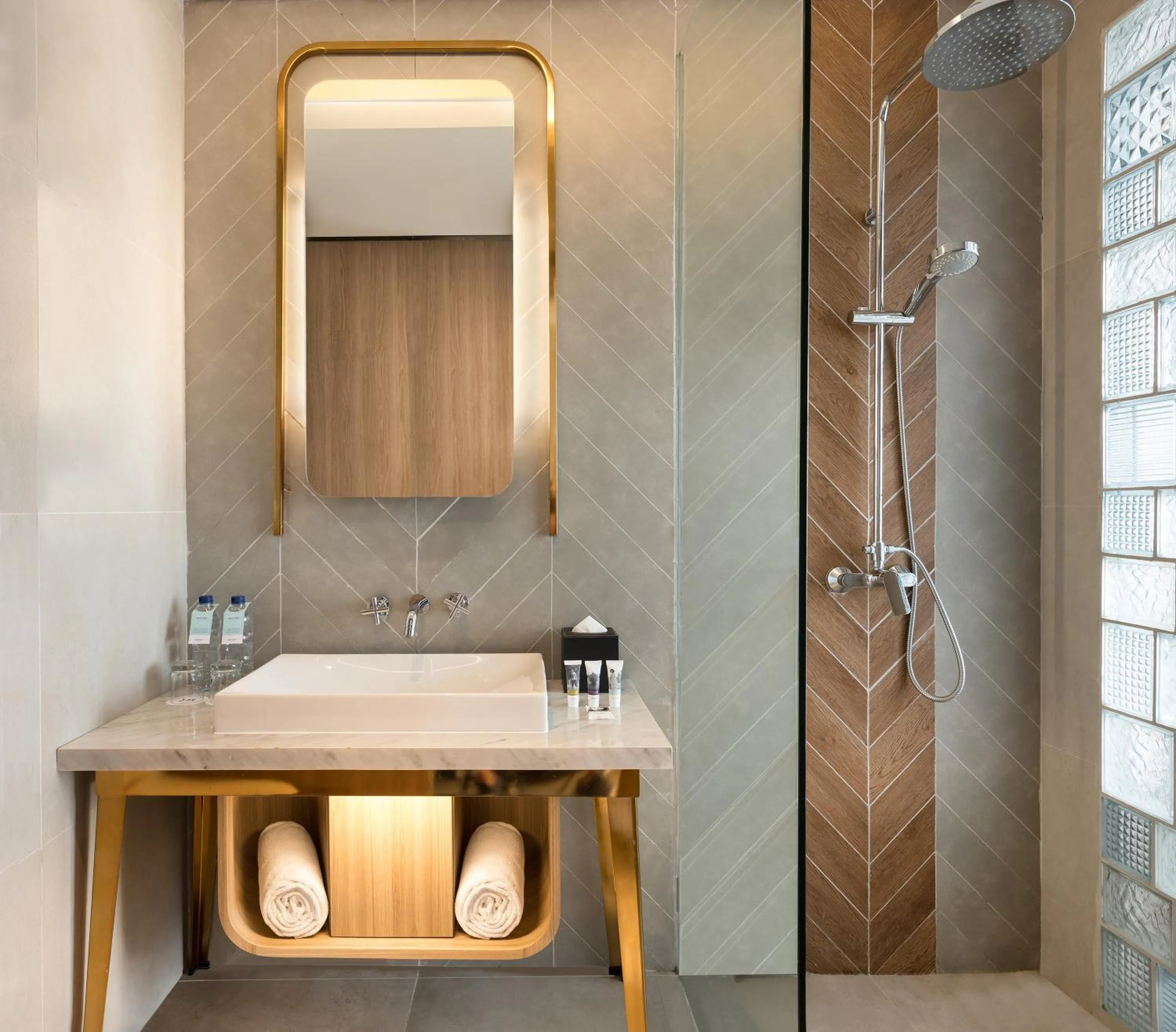 Bathroom in Mercure Bandung City Centre