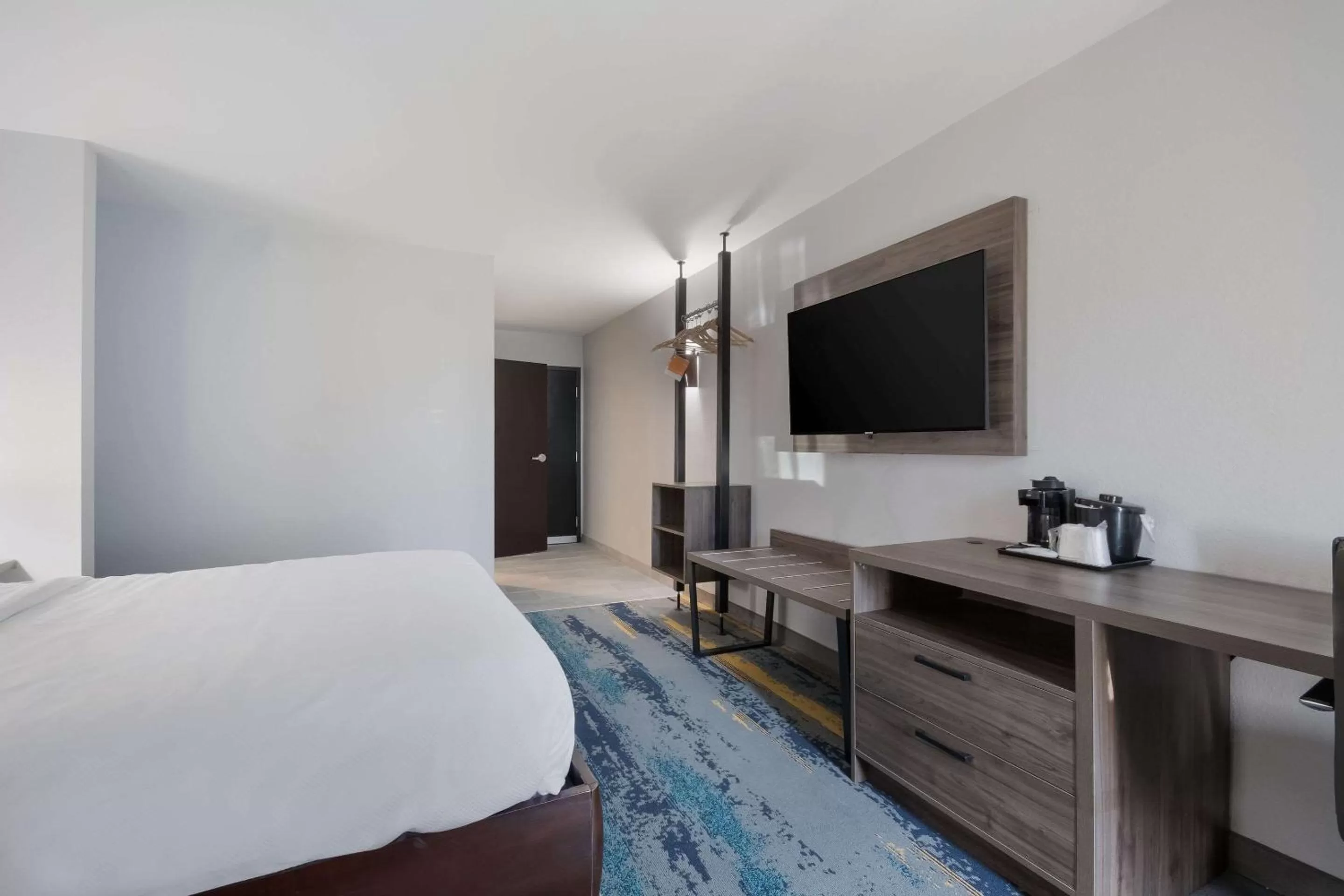 Bedroom in Clarion Pointe OKC Airport