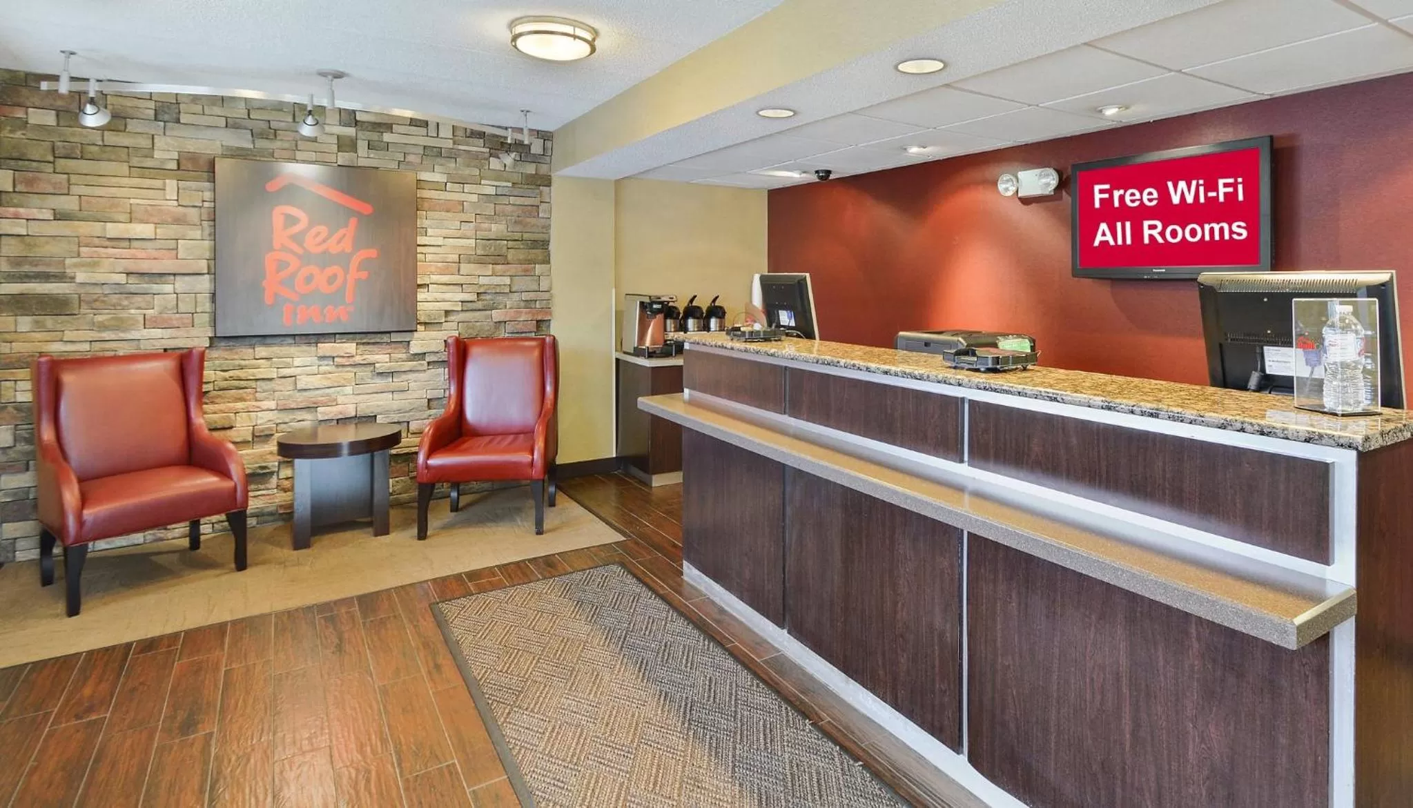 Lobby or reception in Red Roof Inn Huntington