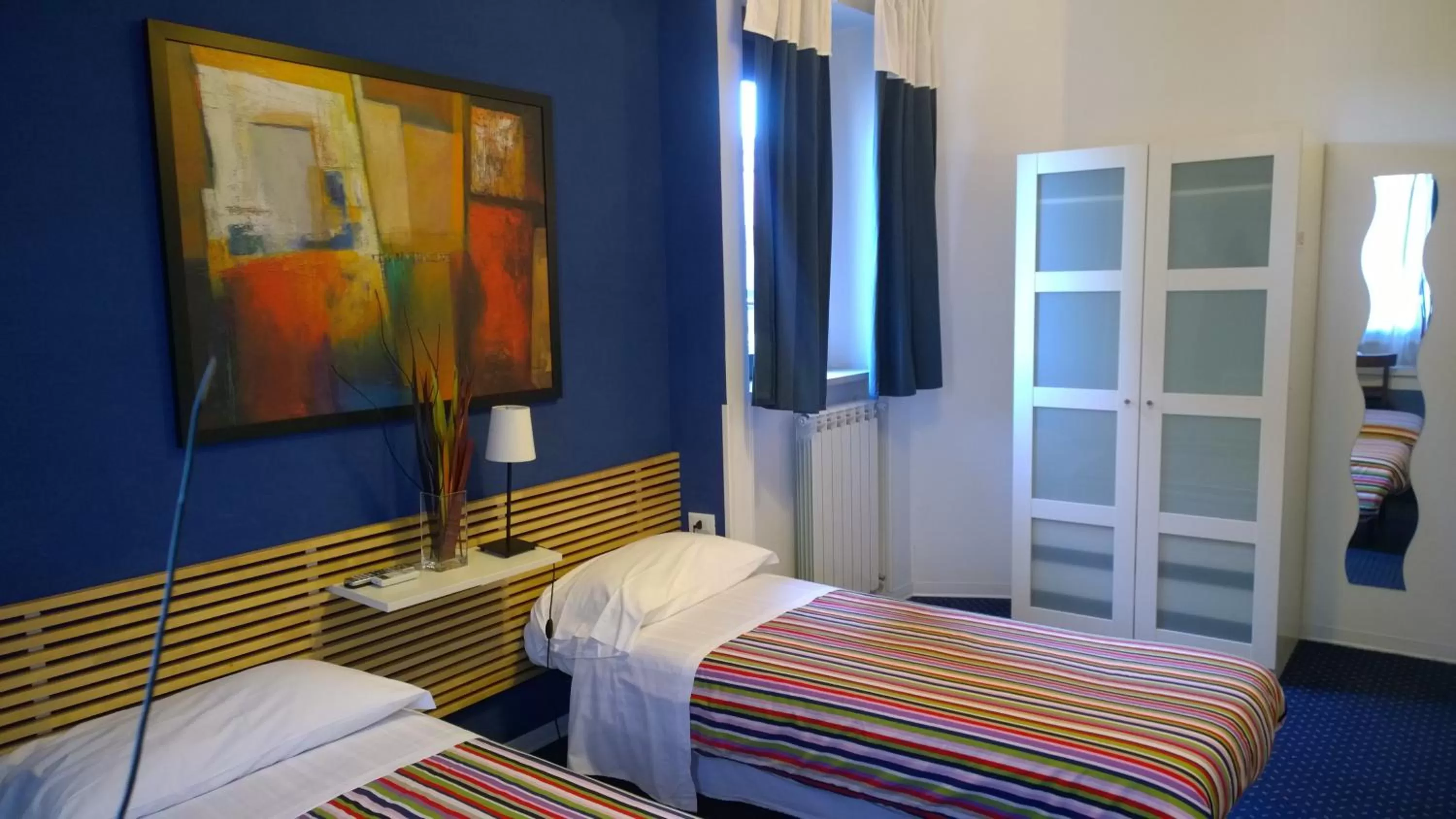 Decorative detail, Bed in Almi Rooms