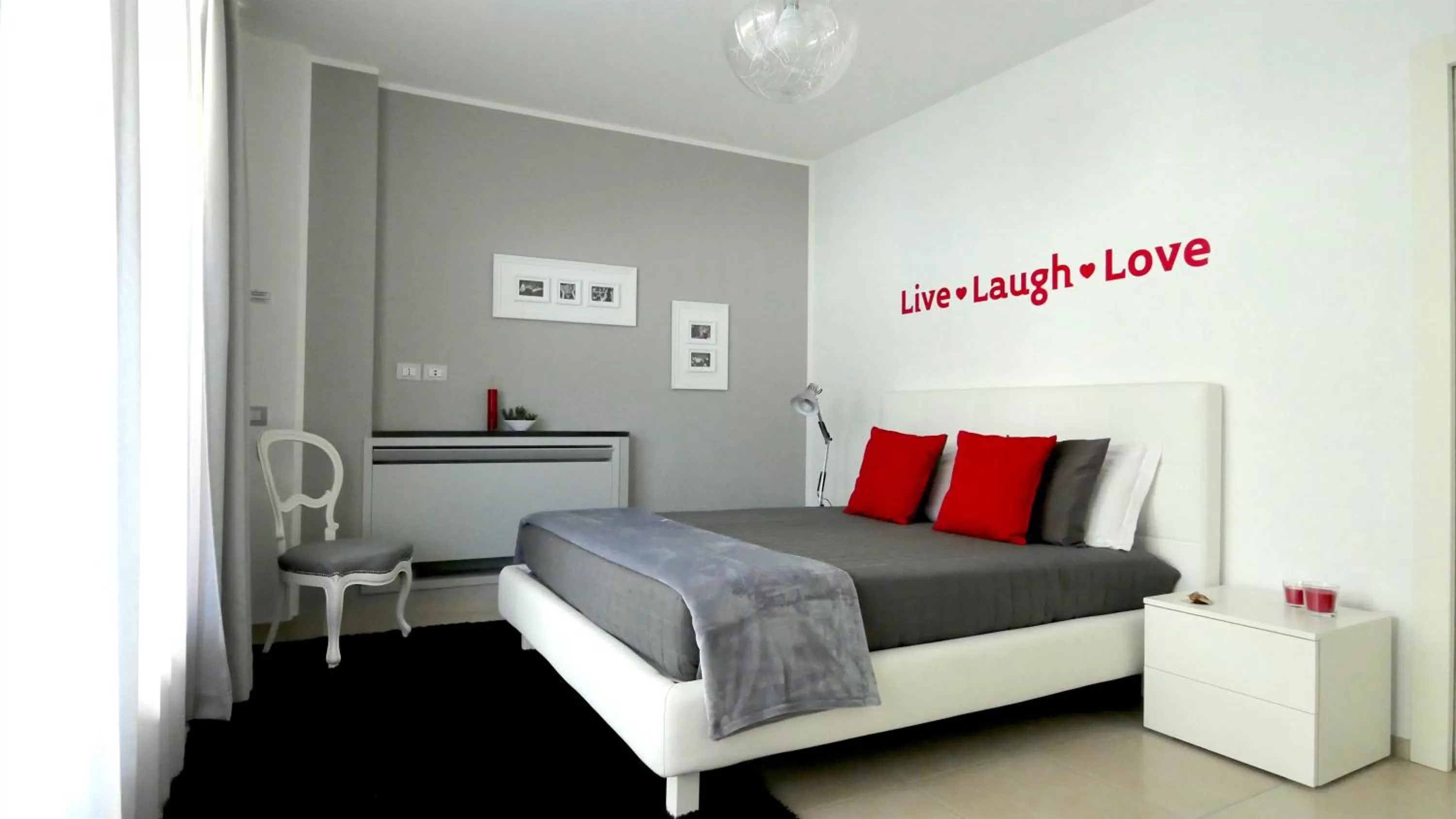 Bedroom, Bed in Rivetto Suites