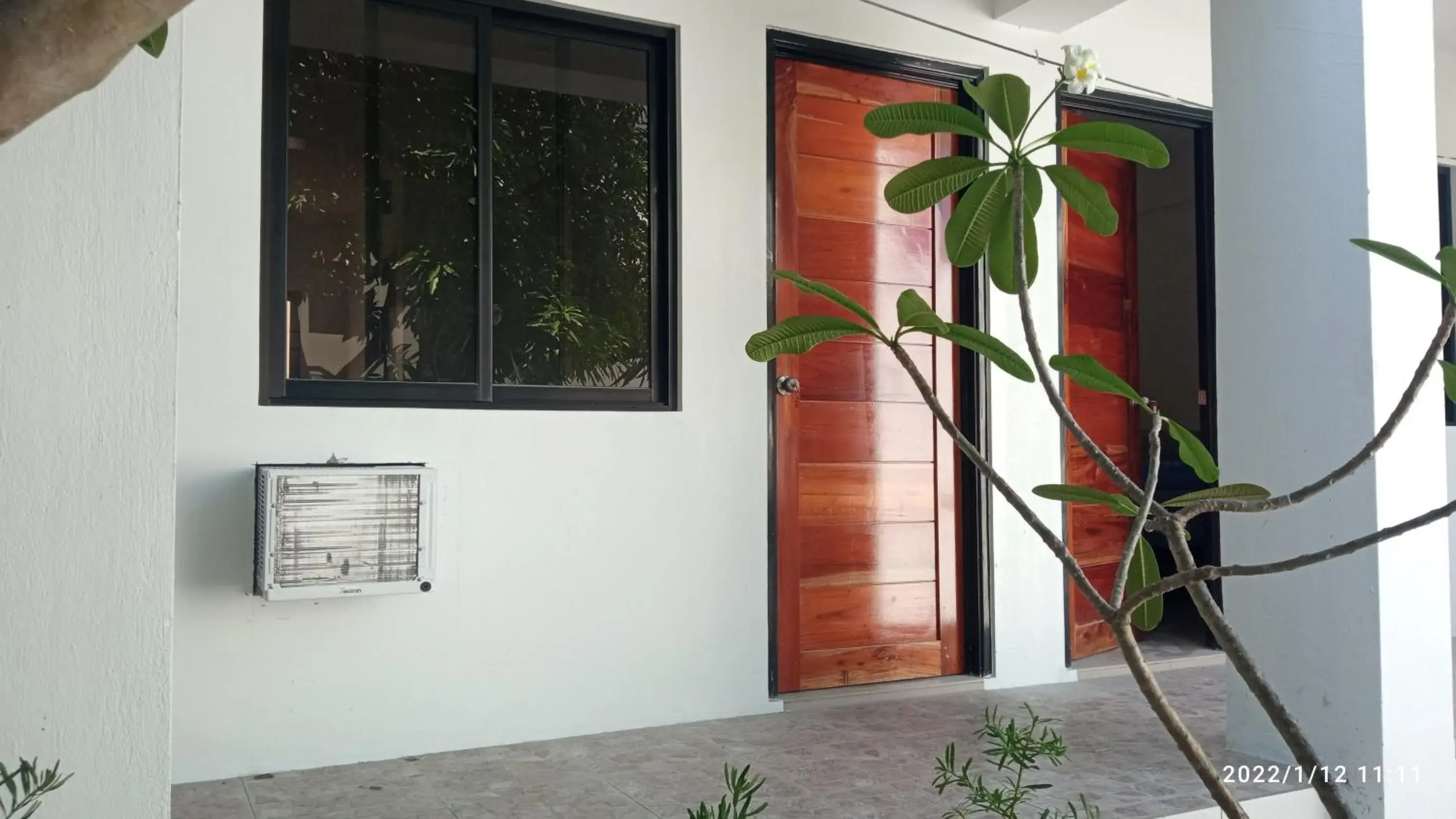 Standard Studio in The Palines Apartment Hotel near Brittany Palazzo, Evia Mall Alabang Standard Studio in The Palines Apartment Hotel near Brittany Palazzo, Evia Mall Alabang