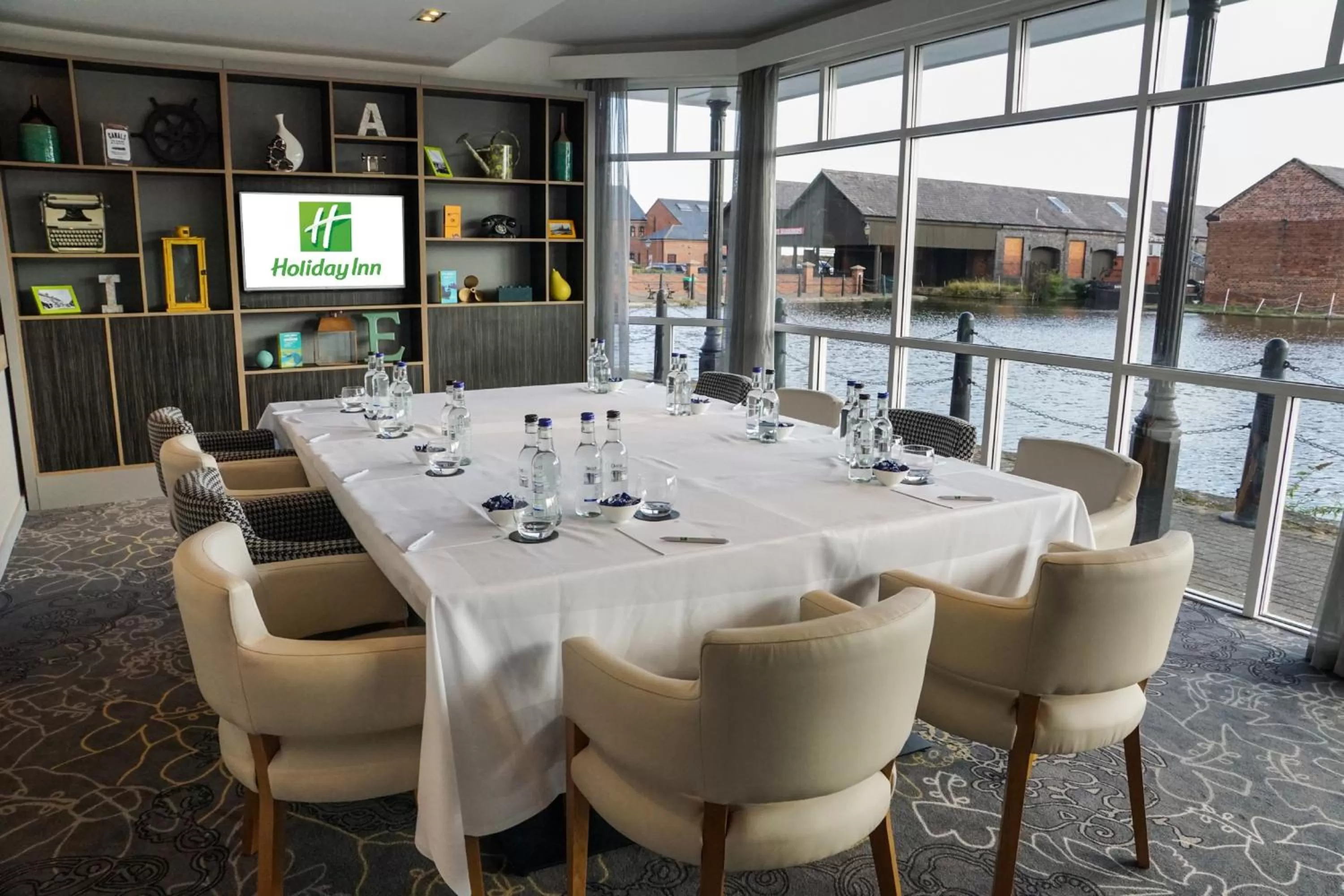 Meeting/conference room in Holiday Inn Ellesmere Port/Cheshire Oaks by IHG