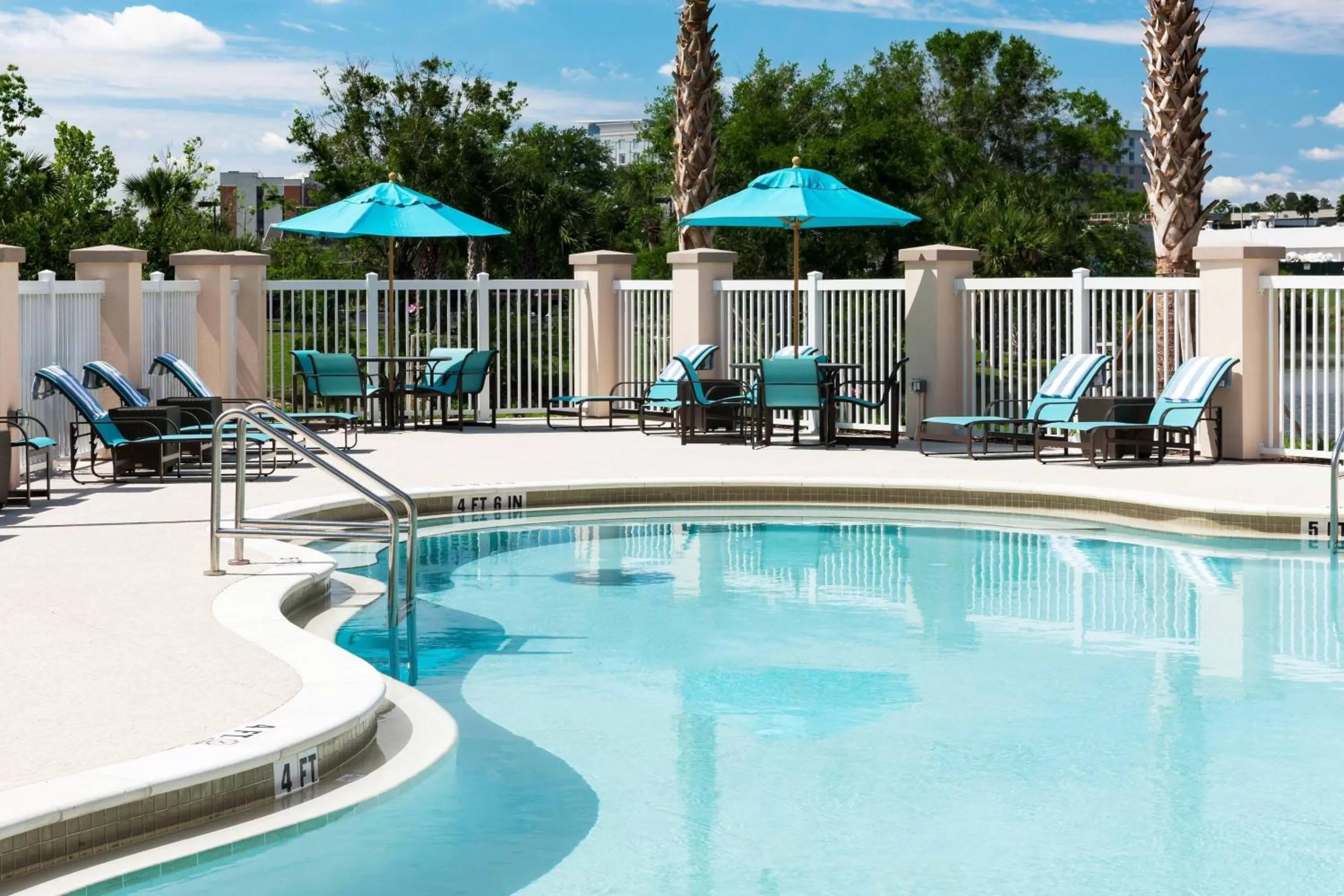Swimming pool in Residence Inn by Marriott Near Universal Orlando
