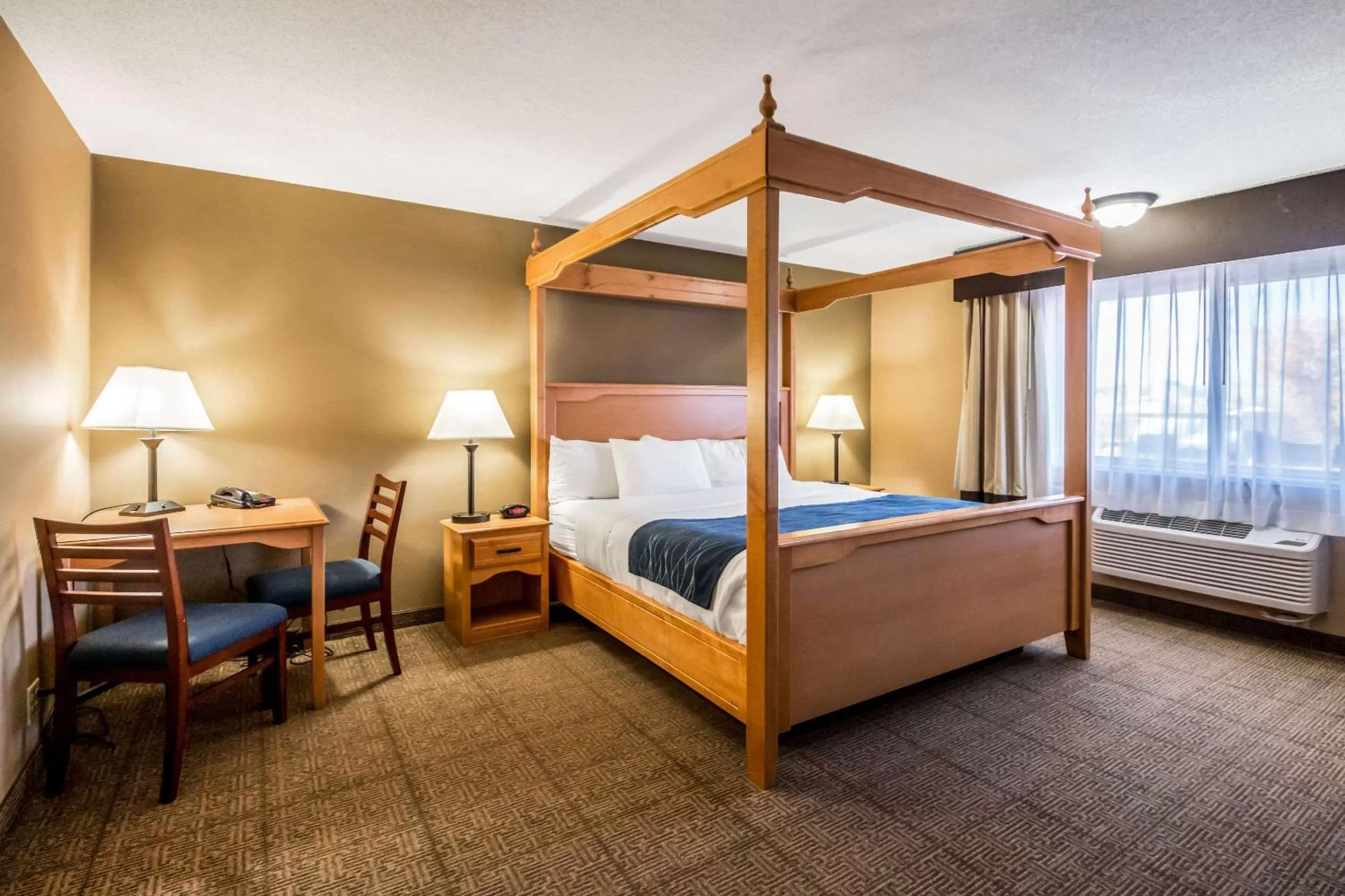 Photo of the whole room, Bed in Comfort Inn Green River National Park Area