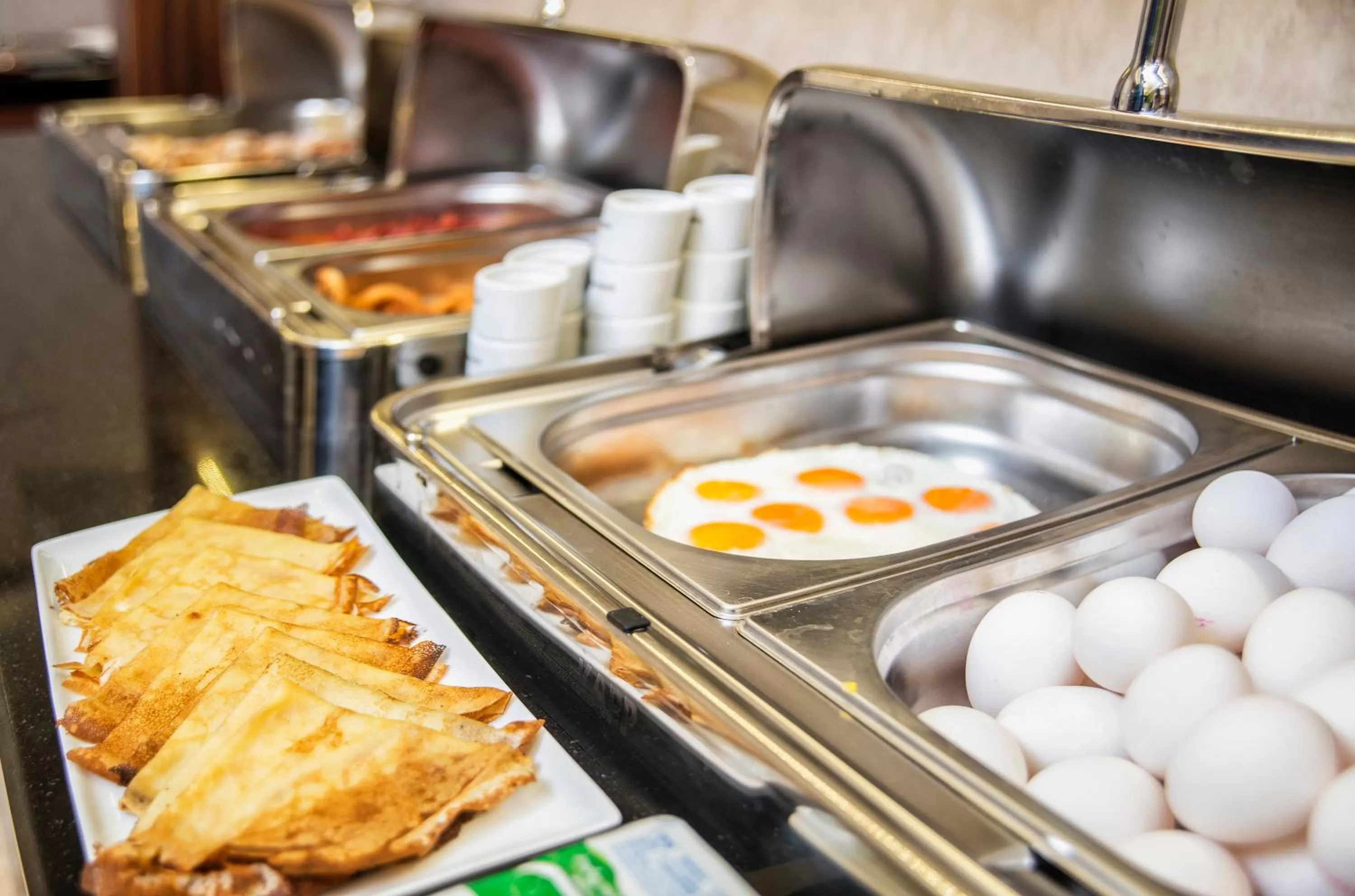 Food and drinks in The Conforium Hotel İstanbul