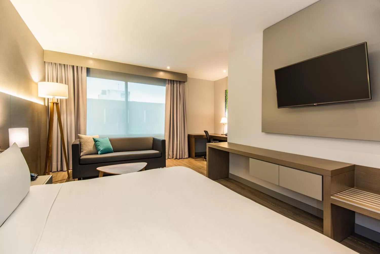 Photo of the whole room, Bed in Holiday Inn Express Bogotá - Parque La 93 by IHG