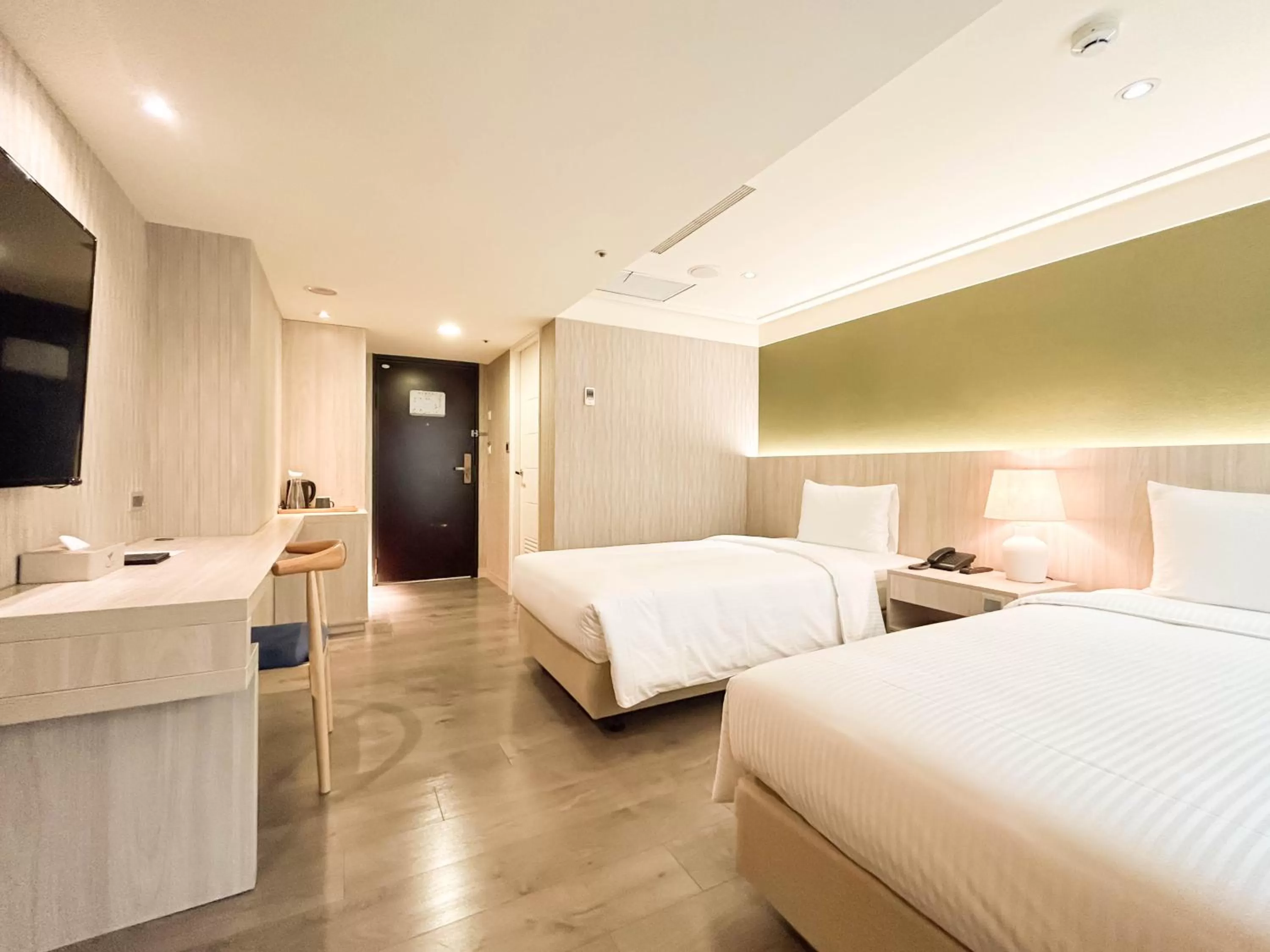 Photo of the whole room, Bed in Green Hotel - Tea Way