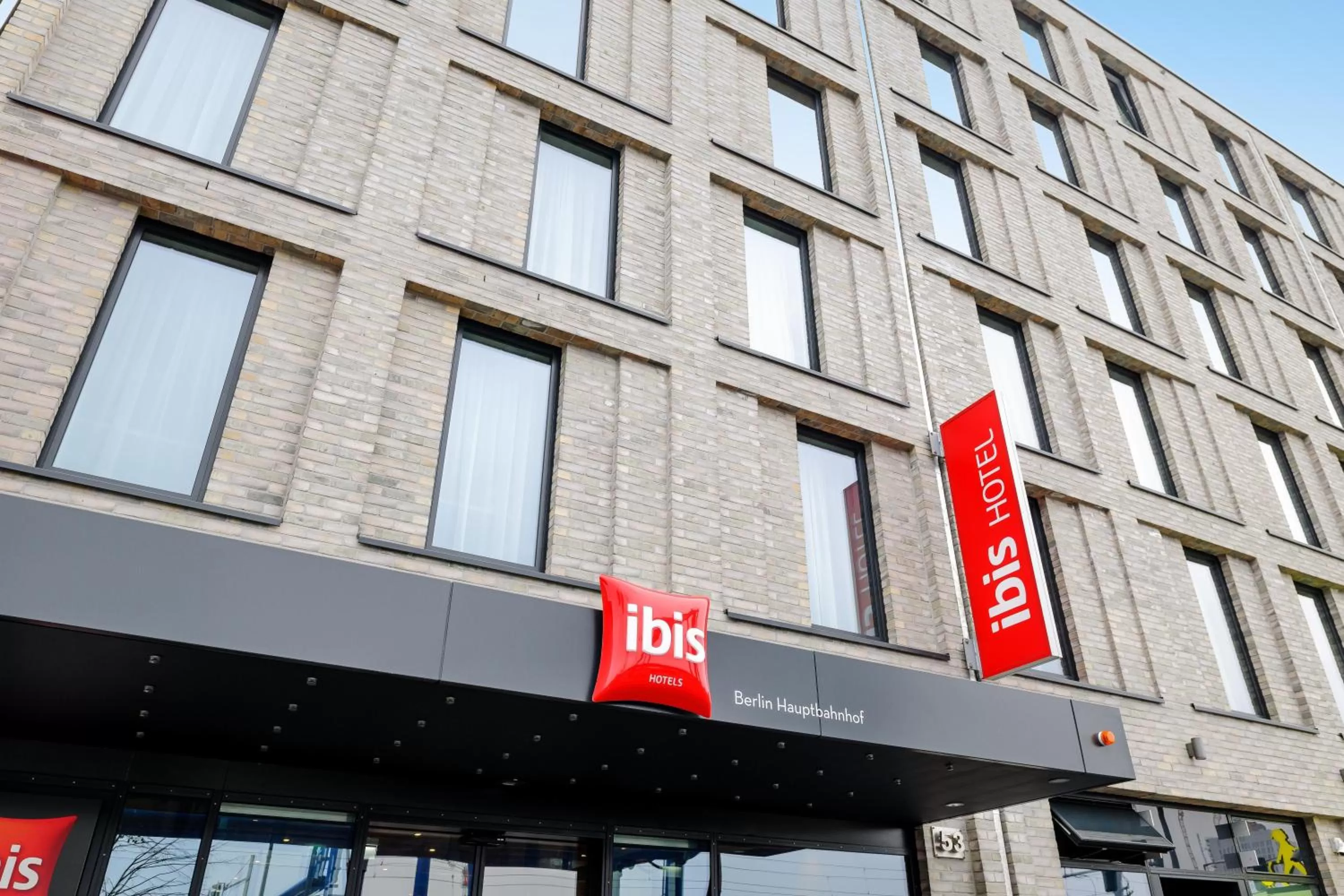 Property building in Ibis Berlin Hauptbahnhof