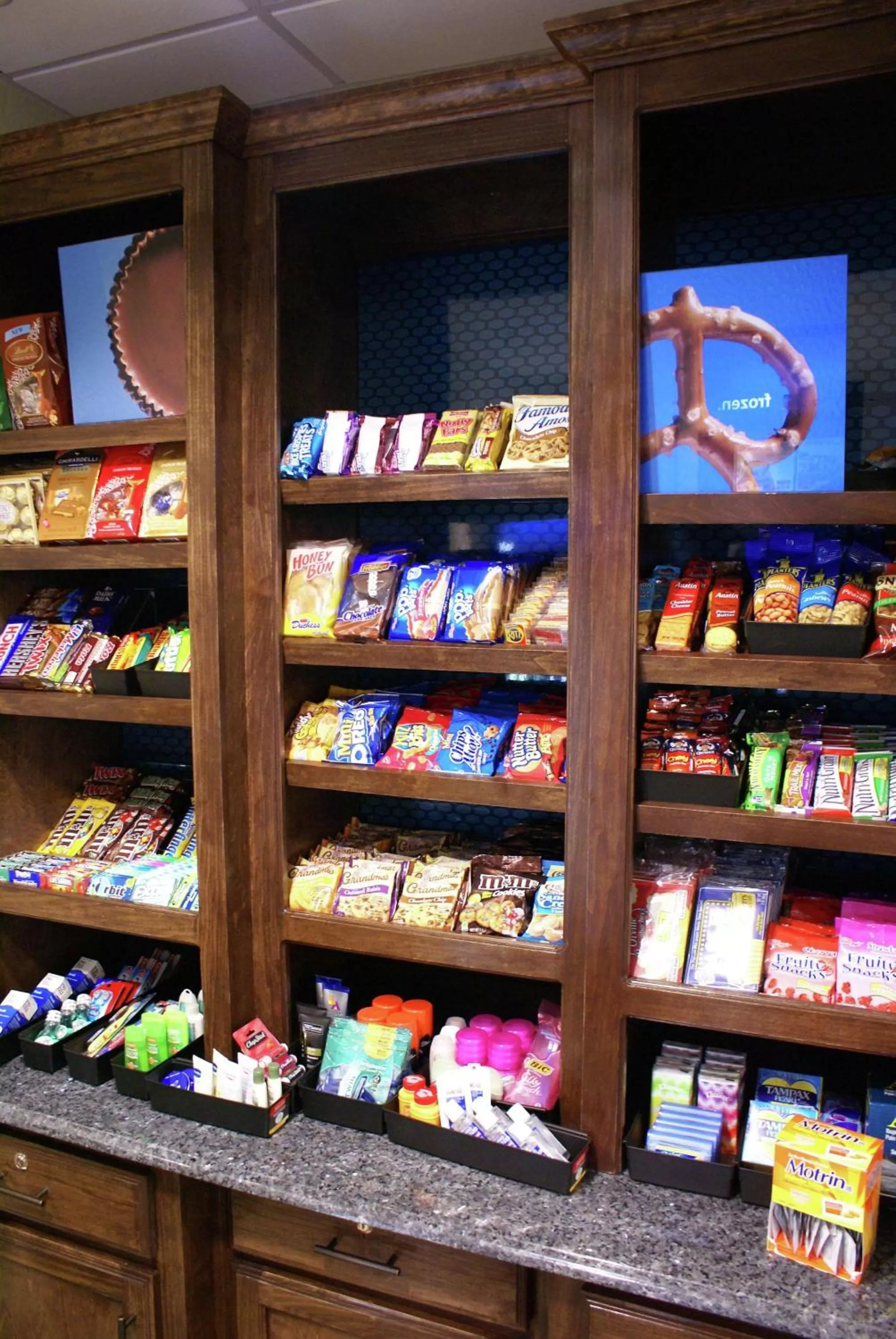 Restaurant/places to eat in Hampton Inn & Suites Center