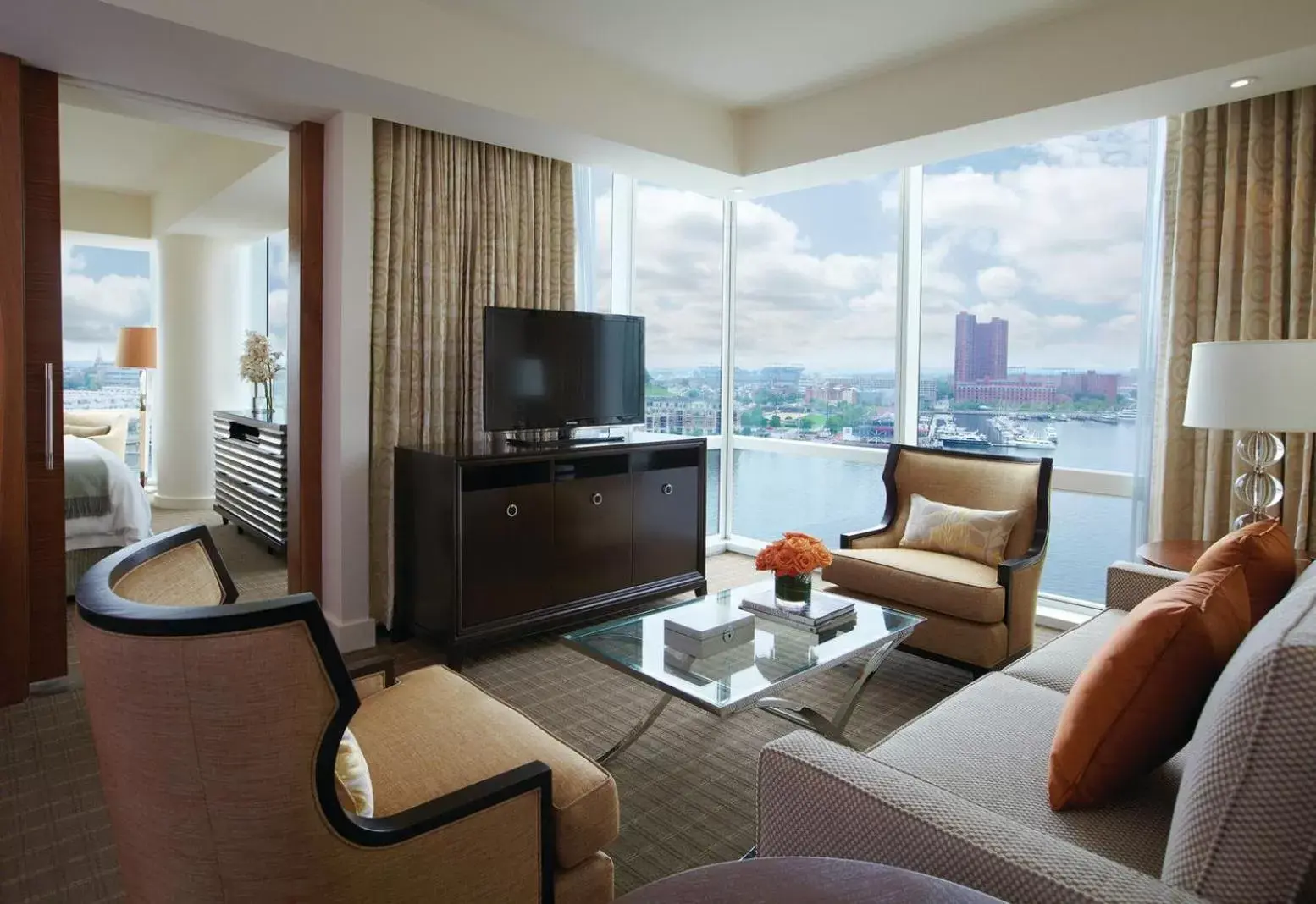 Executive Suite Harbor View in Four Seasons Baltimore Executive Suite Harbor View in Four Seasons Baltimore