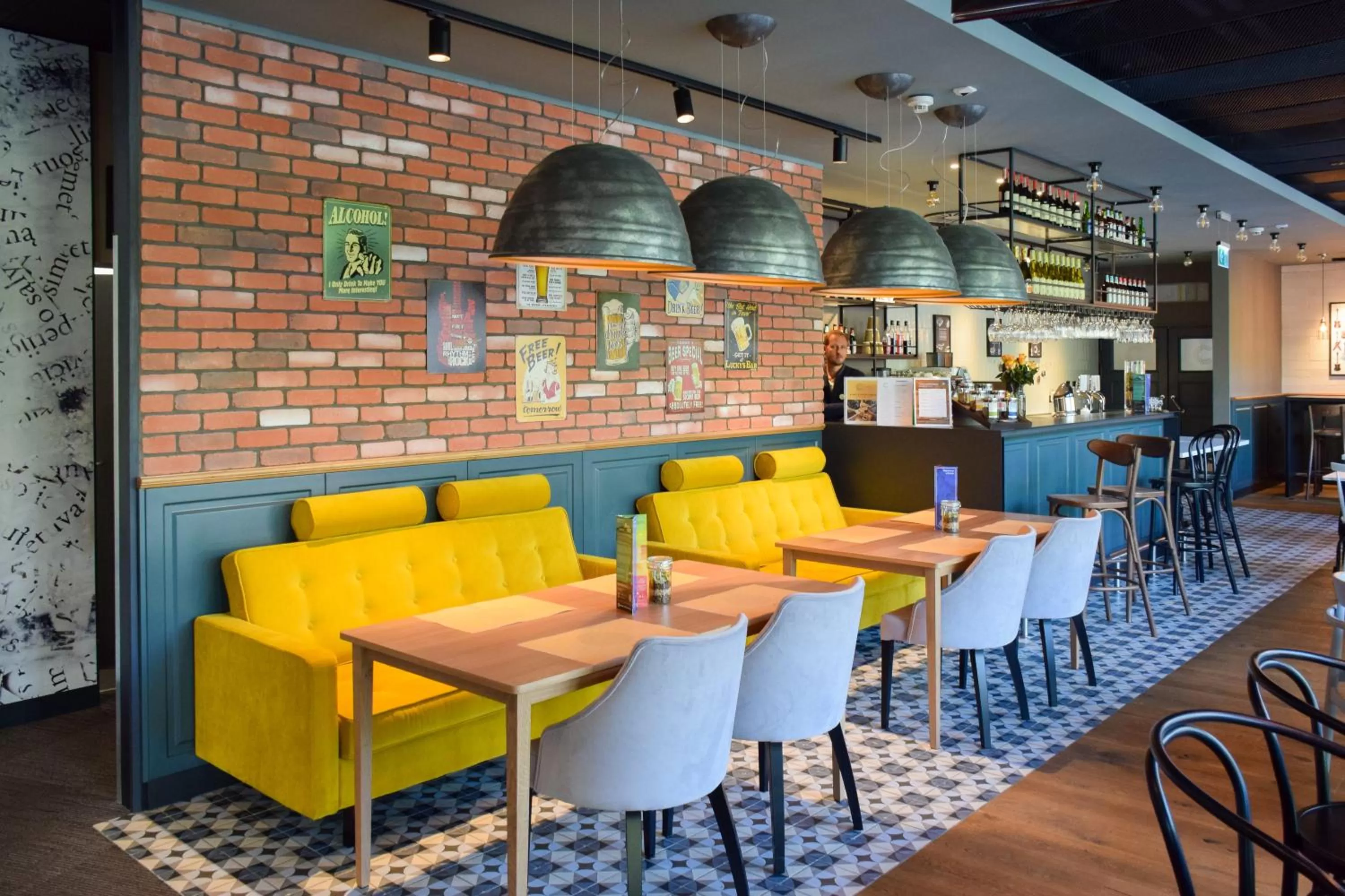 Restaurant/places to eat in Ibis Szczecin Centrum