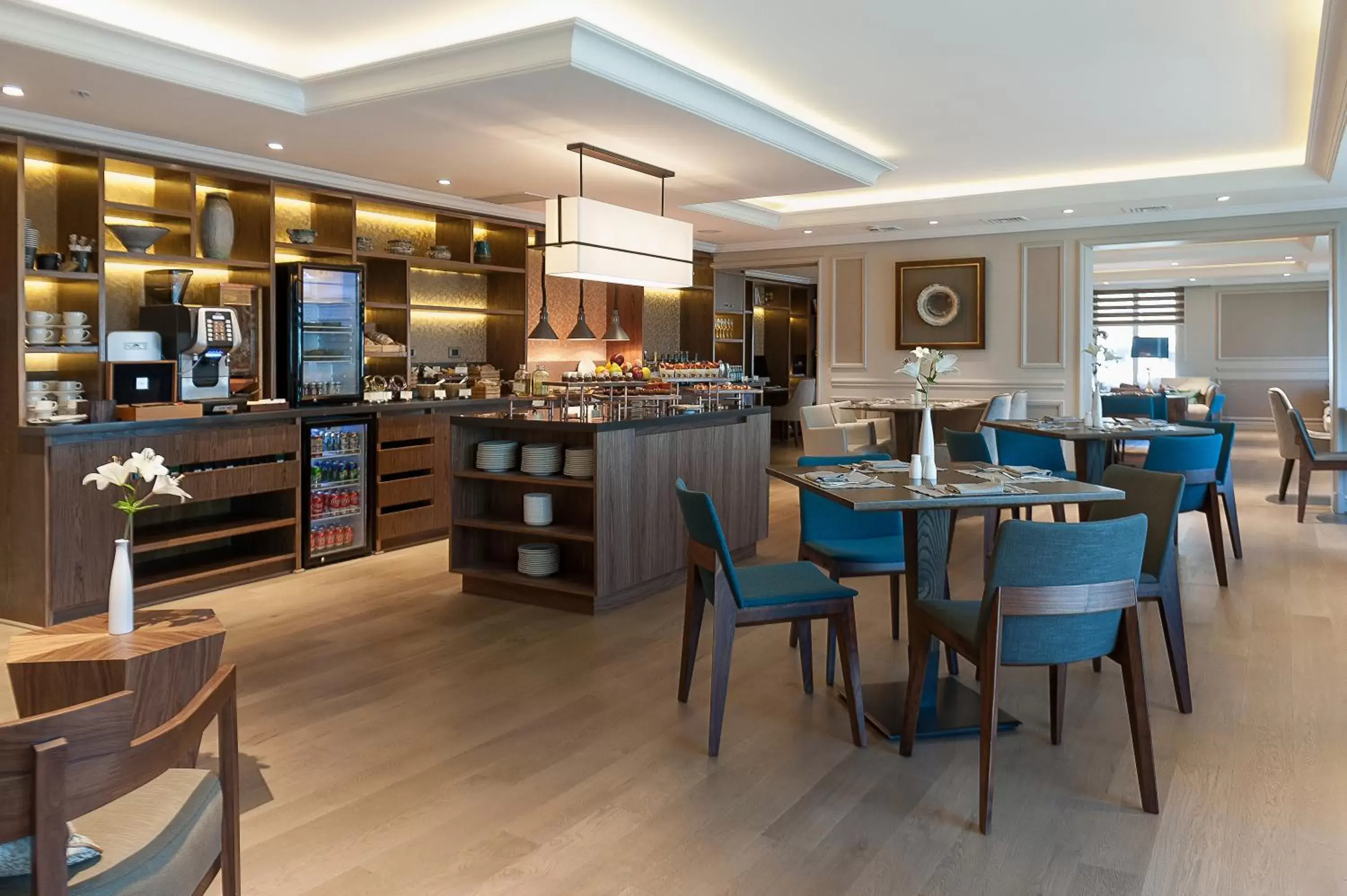 Club Queen Room with Two Queen Beds - Club Level in The Ritz-Carlton, Santiago Club Queen Room with Two Queen Beds - Club Level in The Ritz-Carlton, Santiago