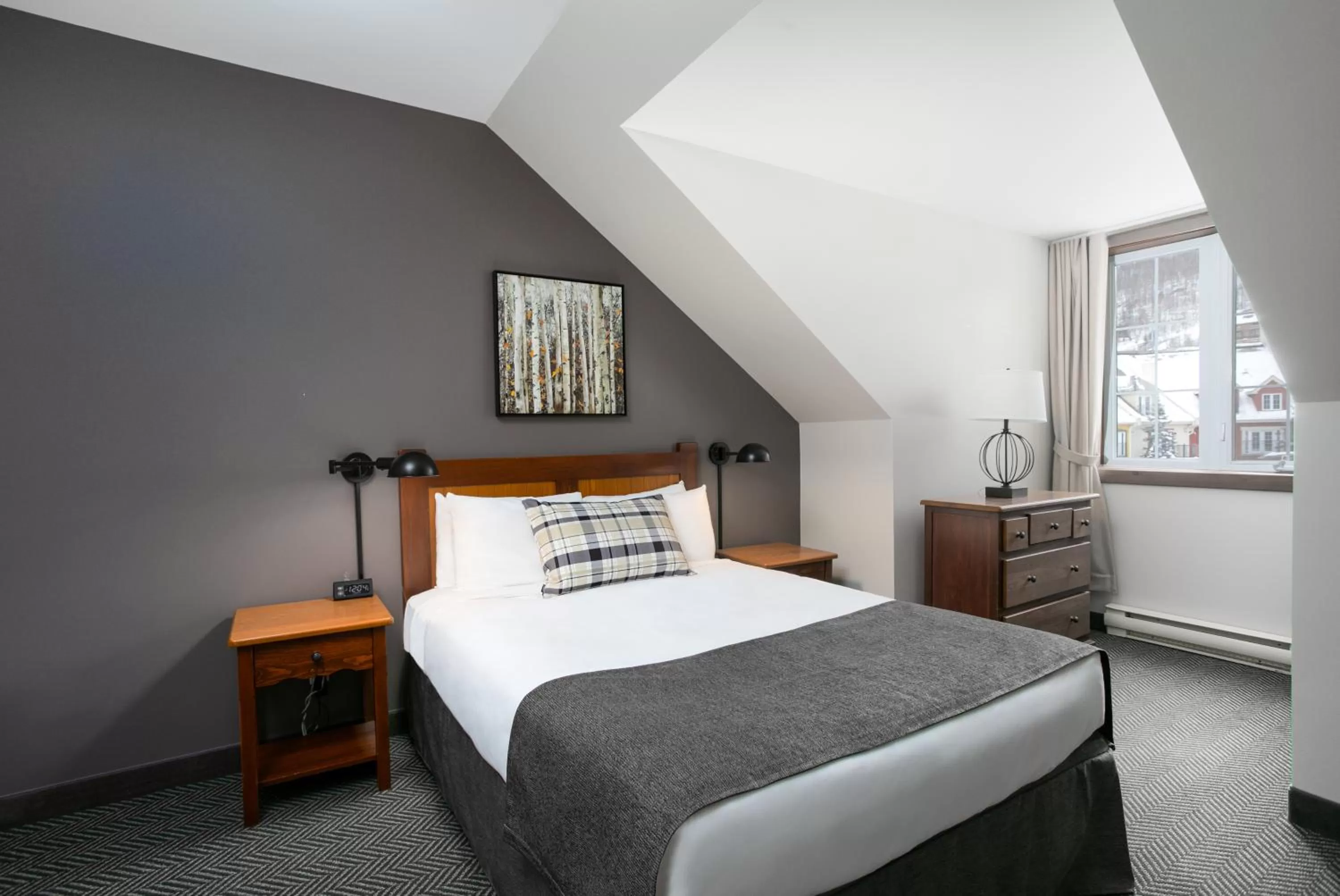 Bedroom, Bed in Tour des Voyageurs