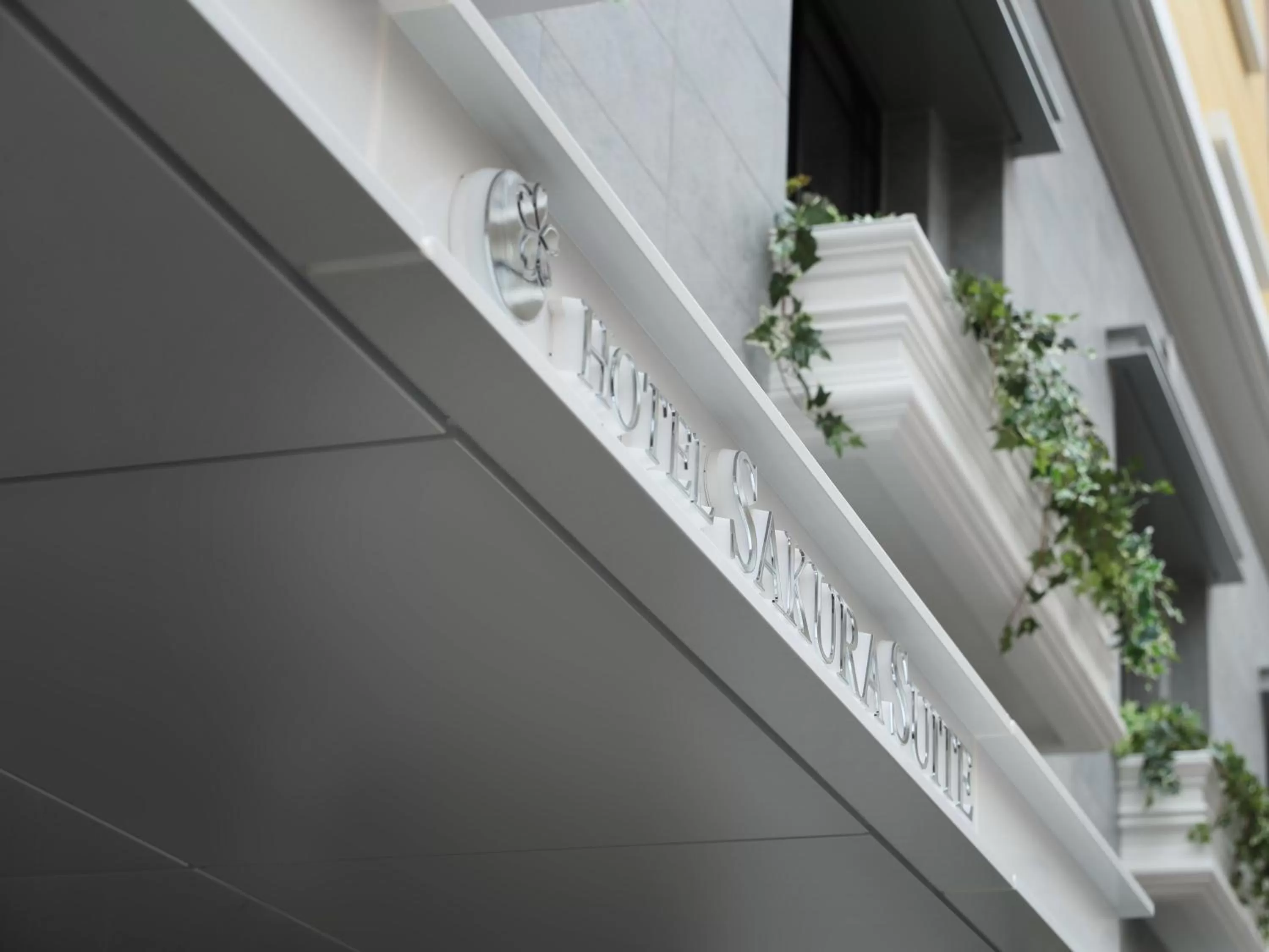 Facade/entrance in Hotel Sakura Suite Osaka Juso