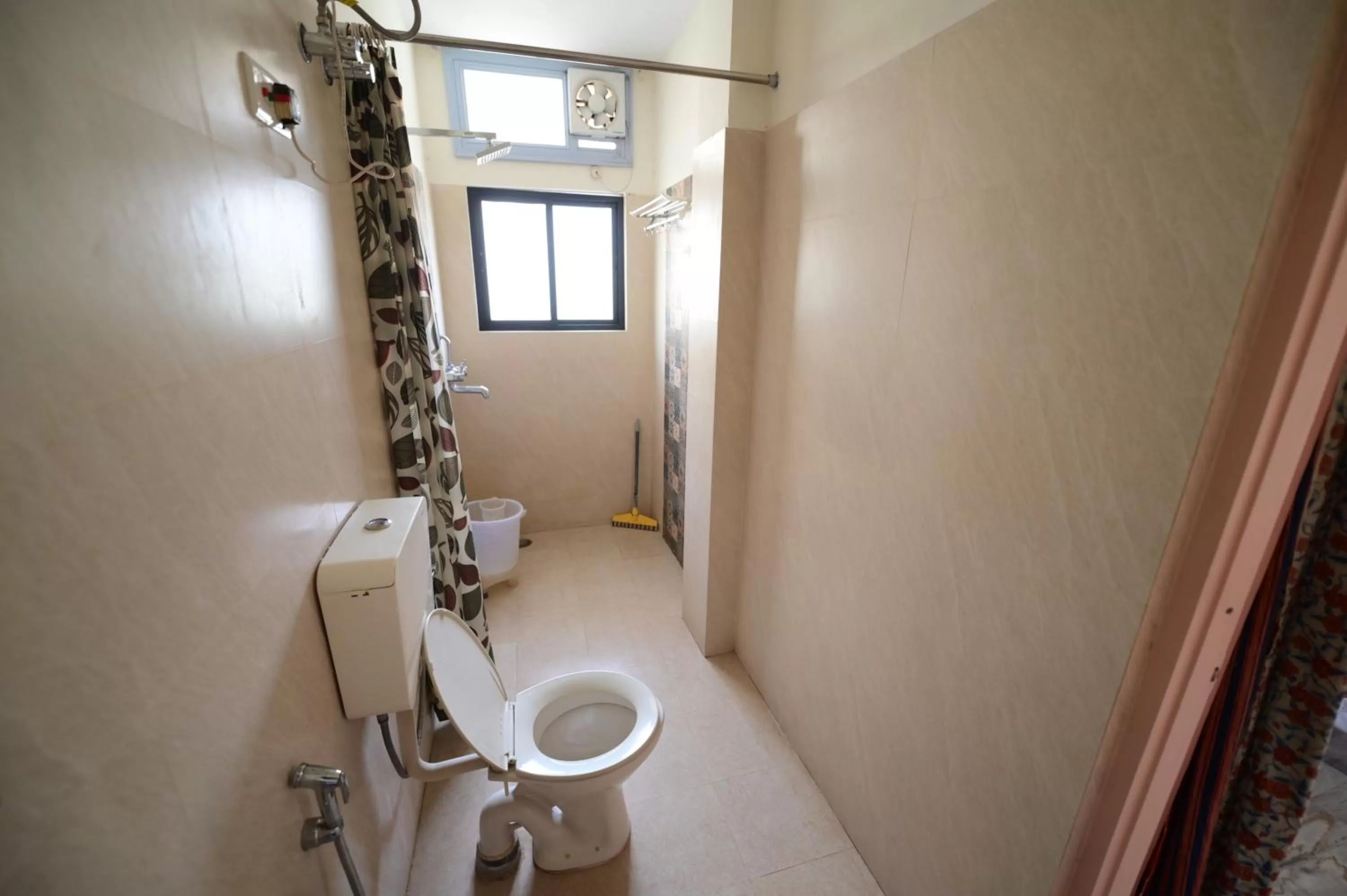 Shower in Chitra Katha - A Story Per Stay