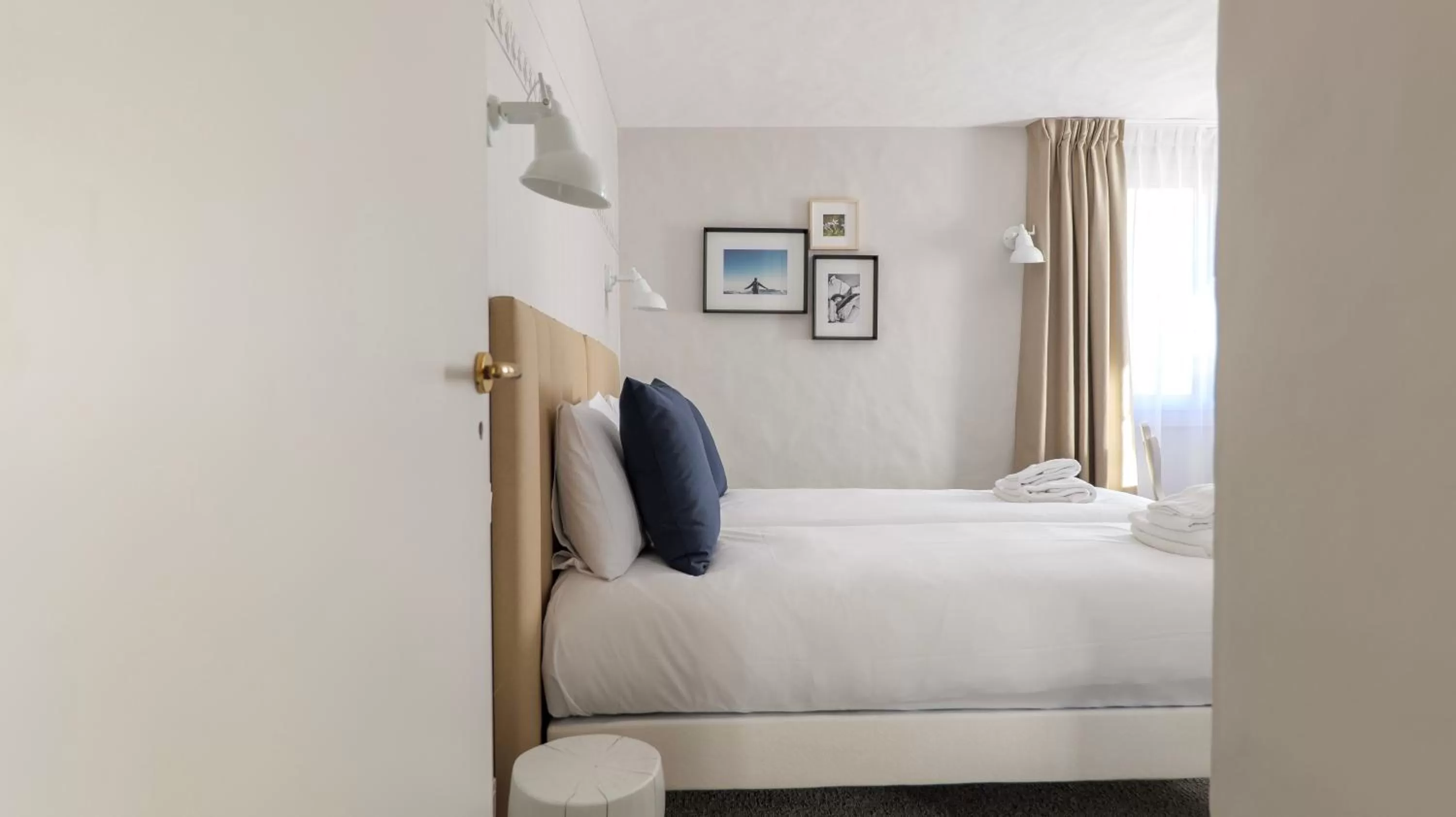 Bedroom, Bed in Hôtel des 2 Gares