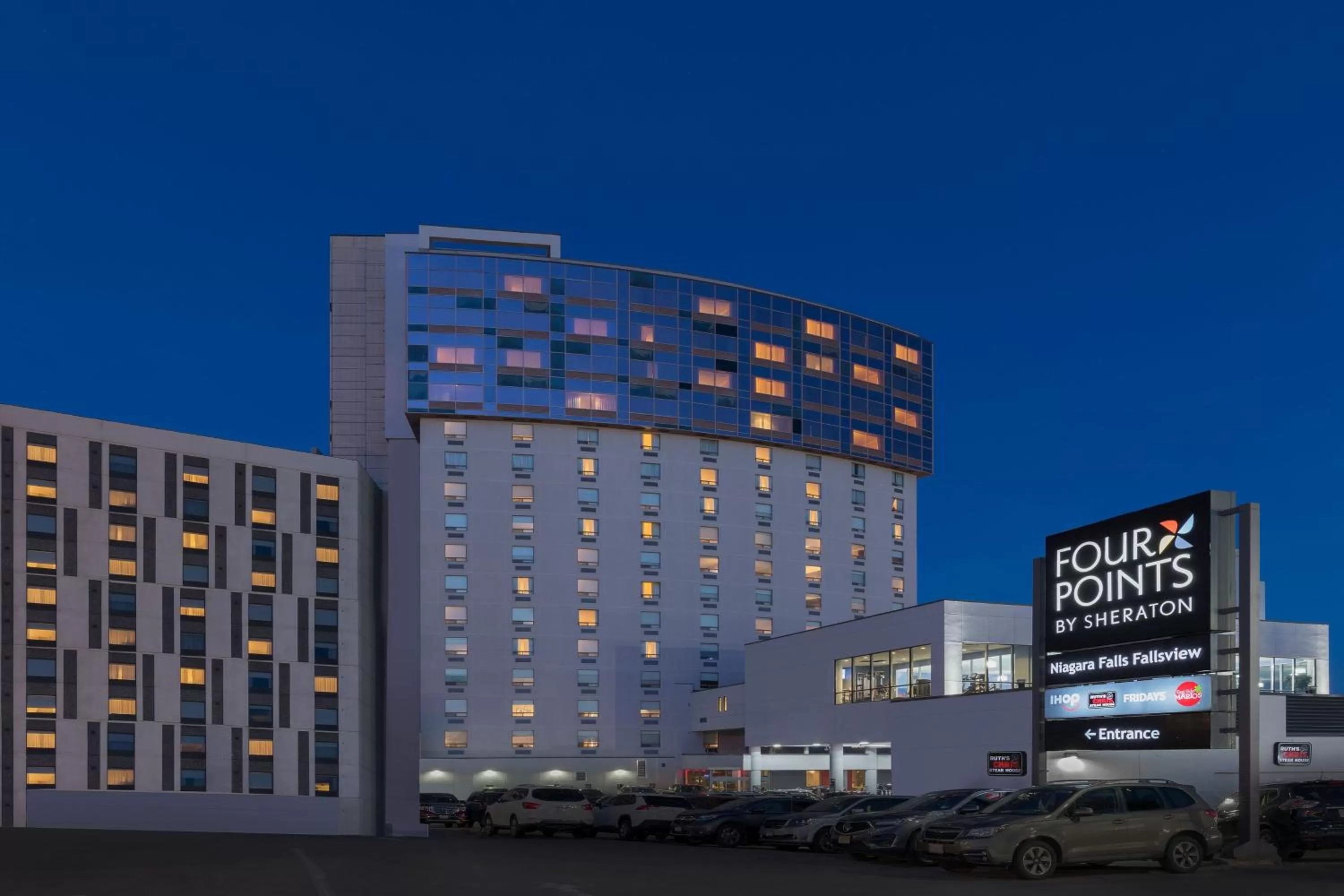 Wyndham Grand Fallsview Hotel