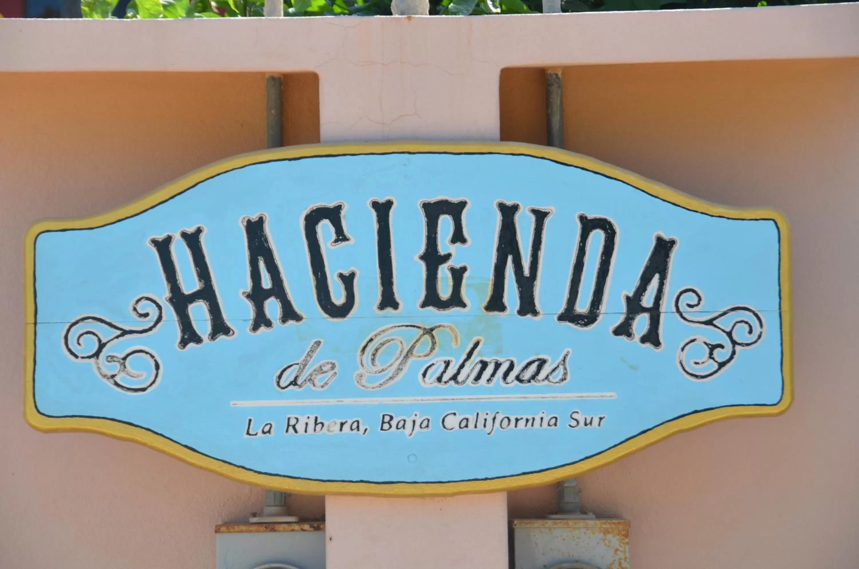 Property logo or sign in Hacienda De Palmas