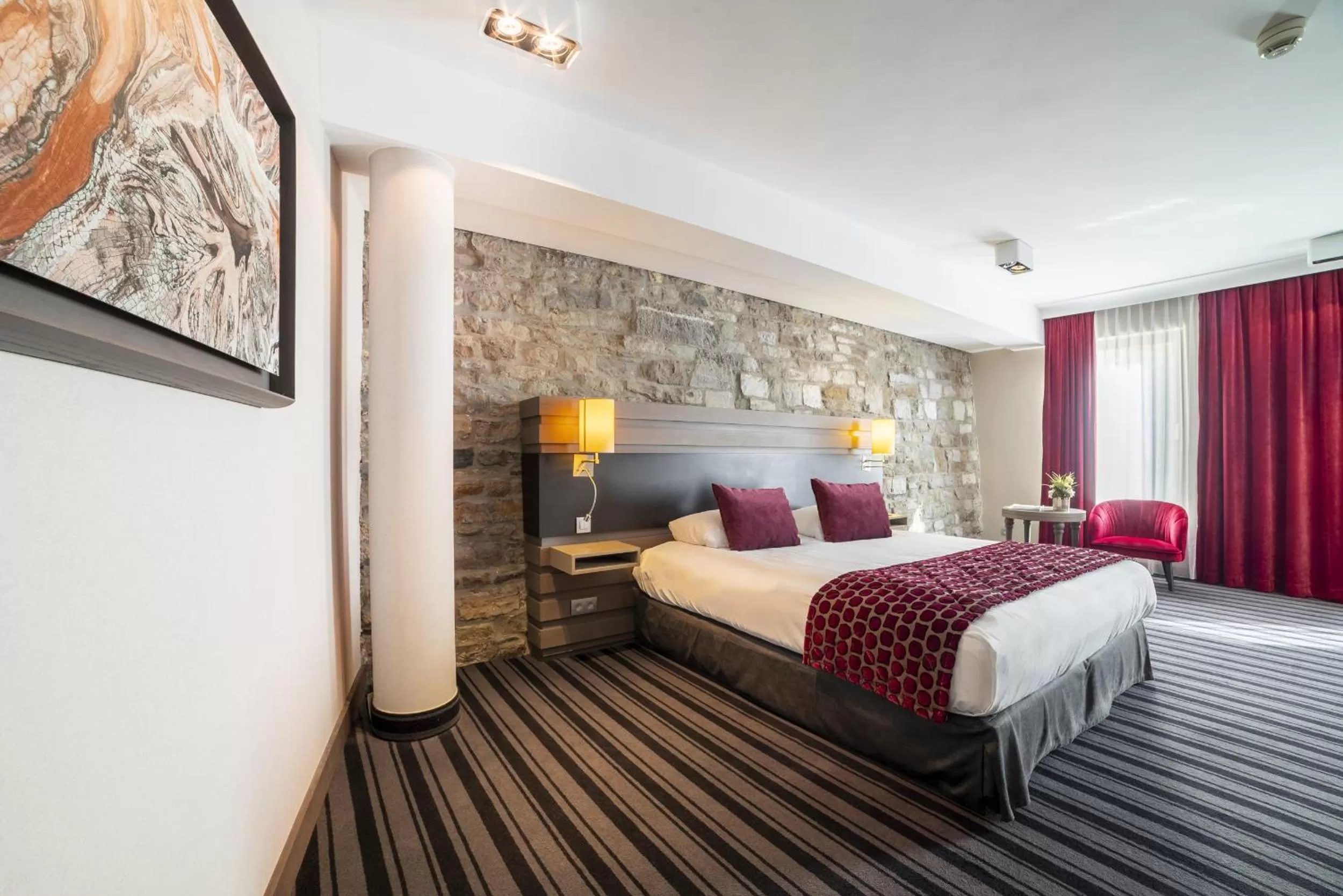 Bed in Van Der Valk Sélys Liège Hotel & Spa