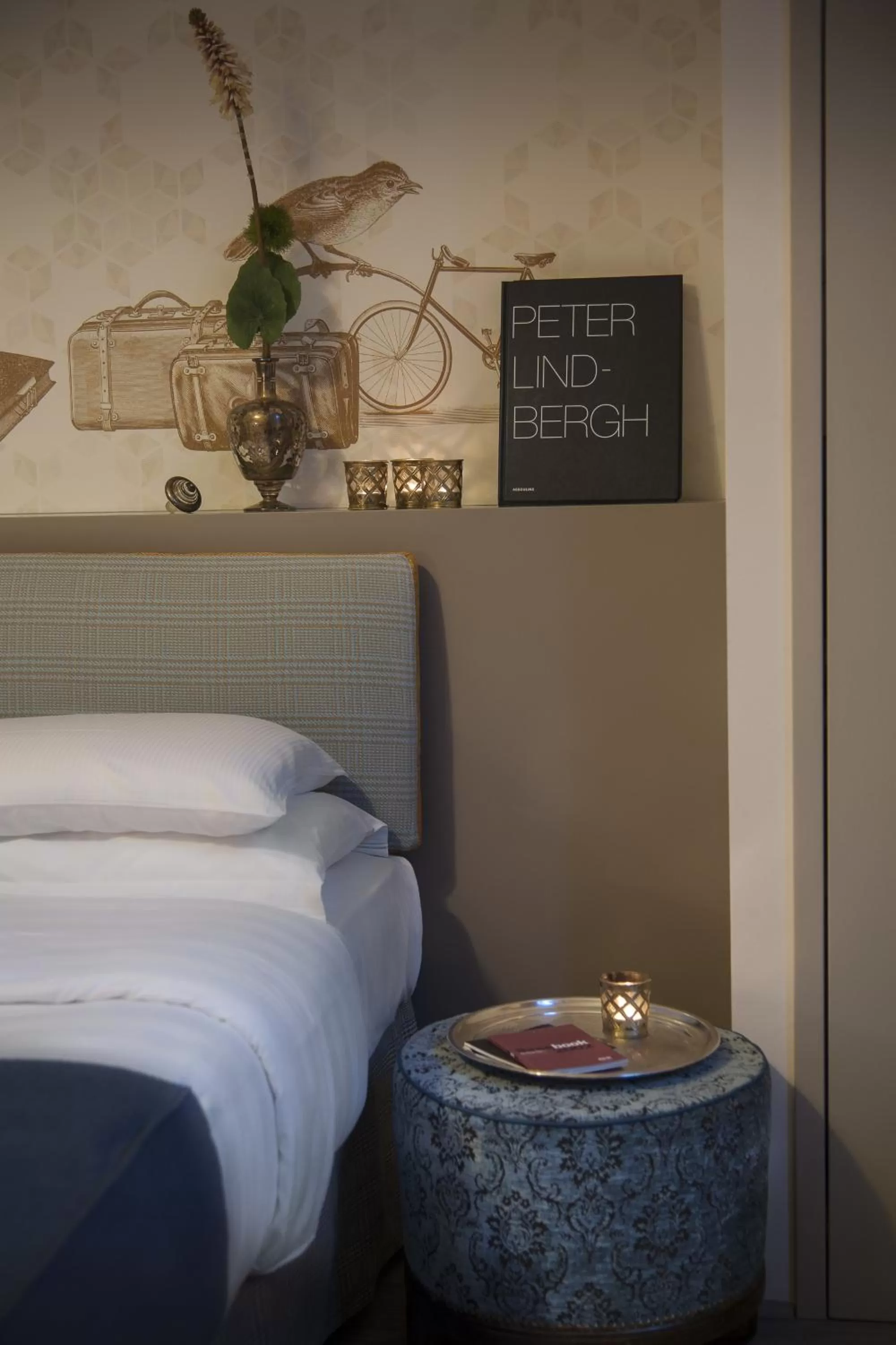 Decorative detail, Bed in Alfieri9