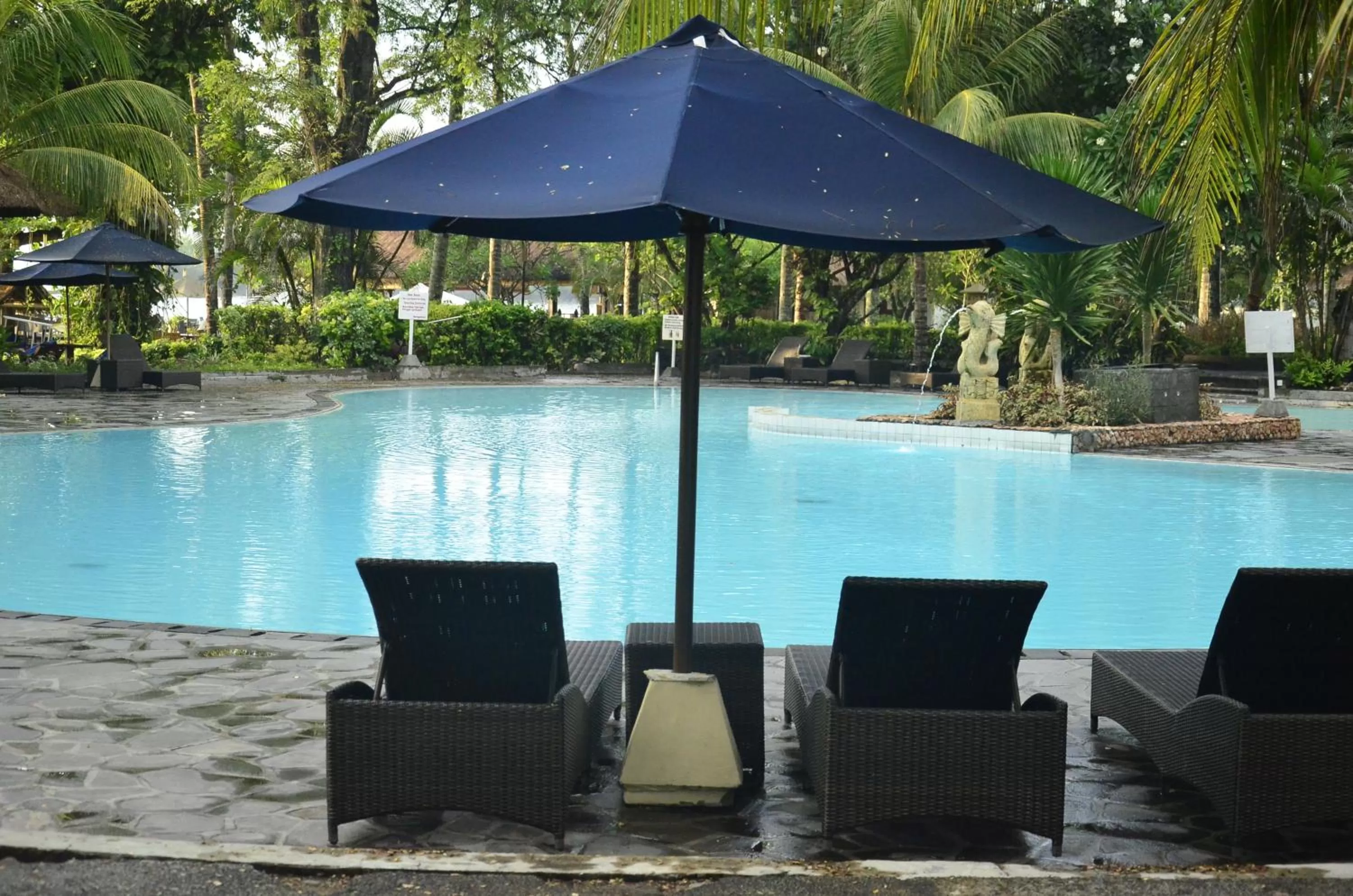 Swimming pool in Merumatta Senggigi Lombok